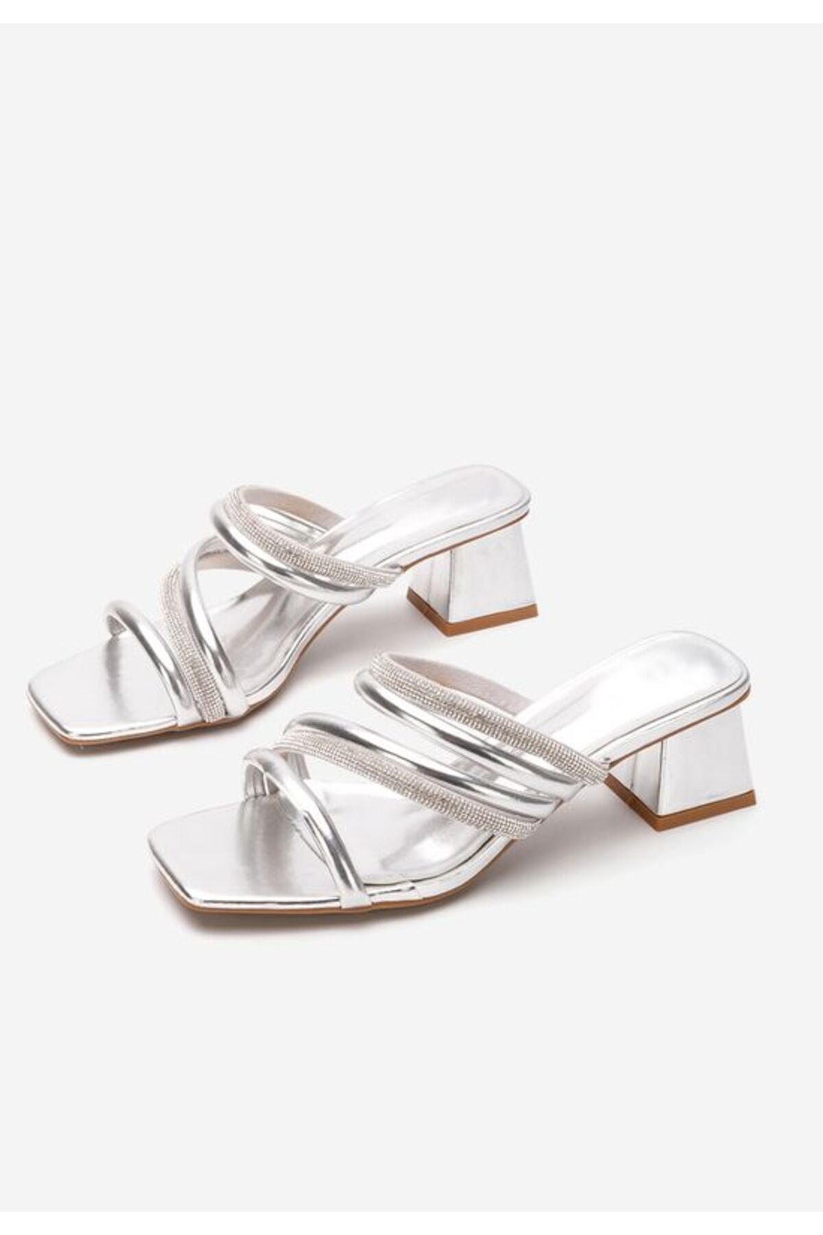 B T Shoes-Elegant women's slippers Britni silver 4