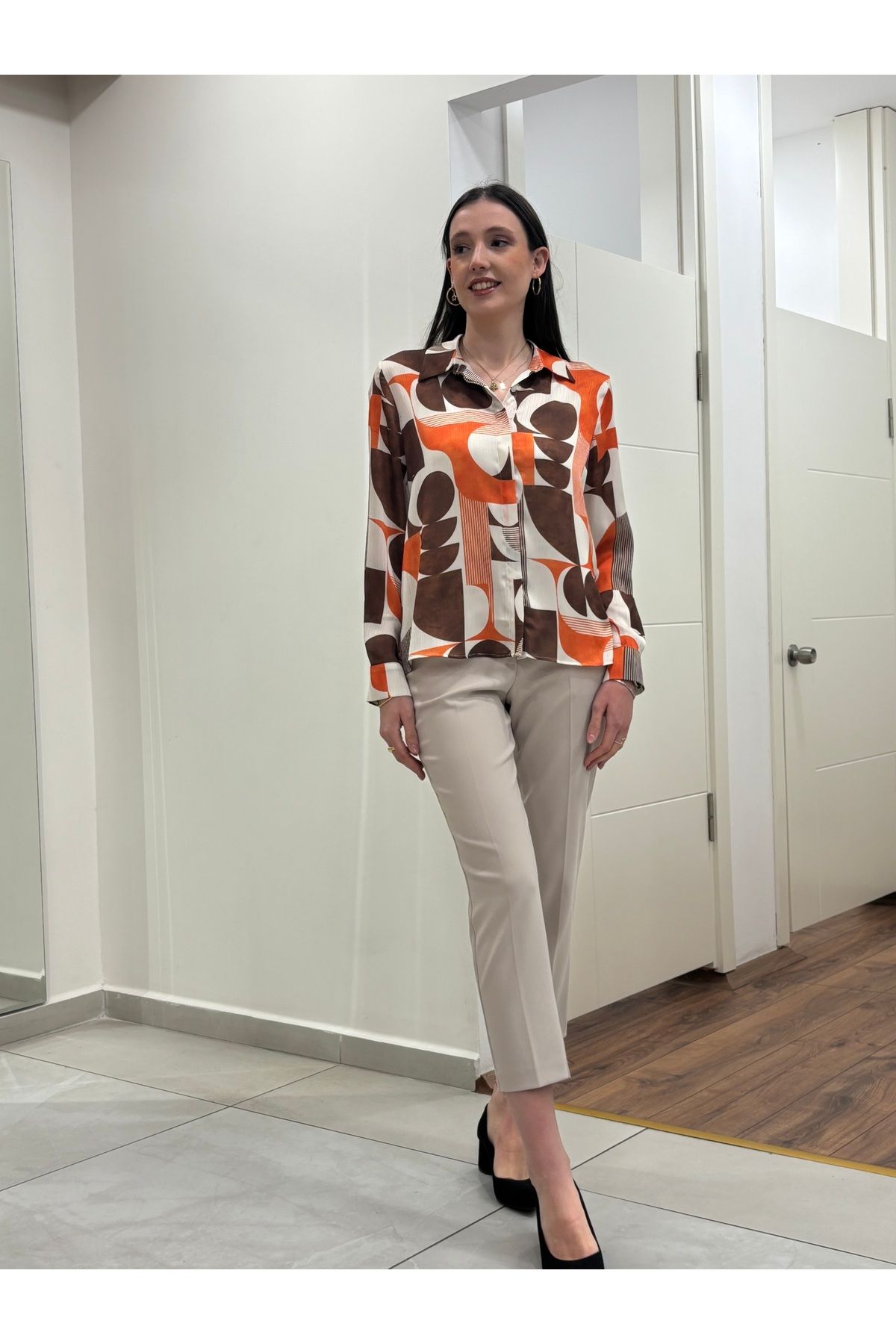 AYHAN-Patterned Chiffon Shirt with Hidden Buttons on the Front 3