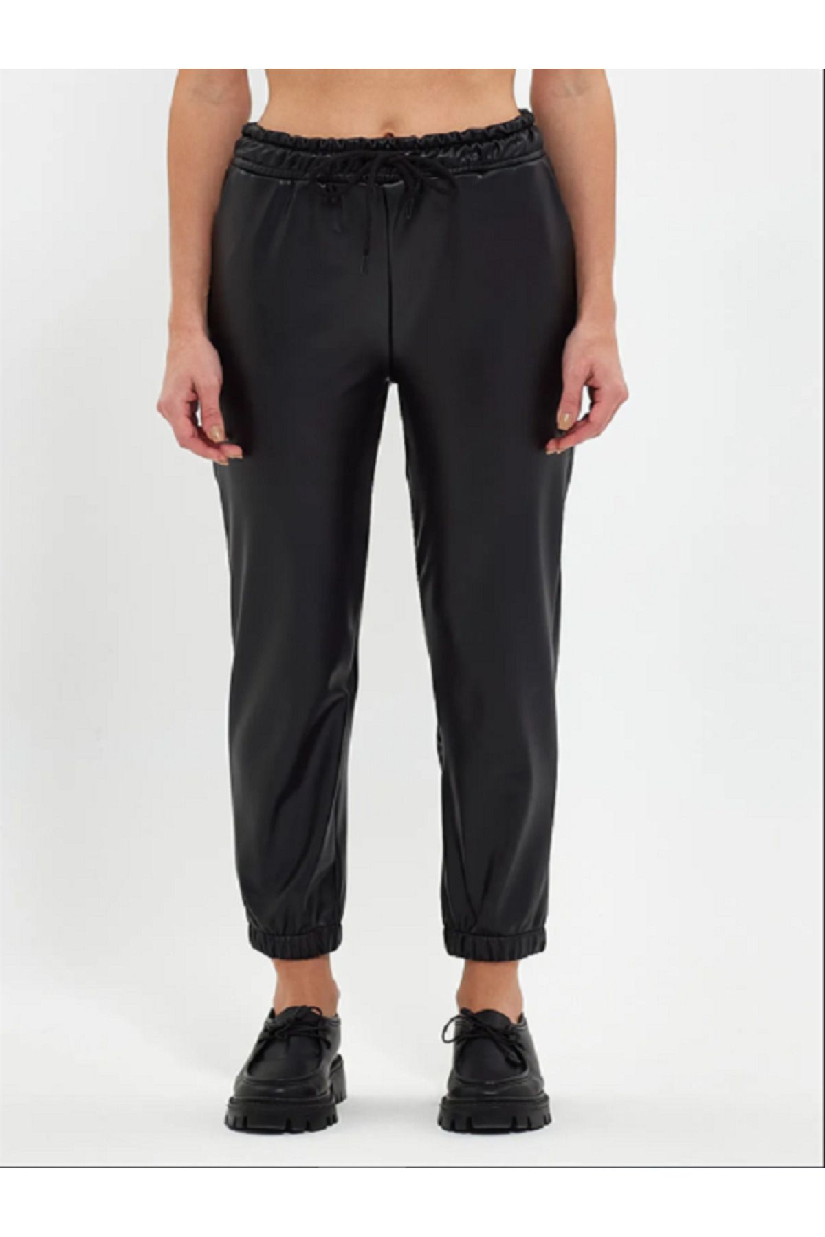 VERA LİFE-Elasticized Belt and Legs with Shardon Inside / Polar Fleece with Laces Matte Leather Jogger Pants 5