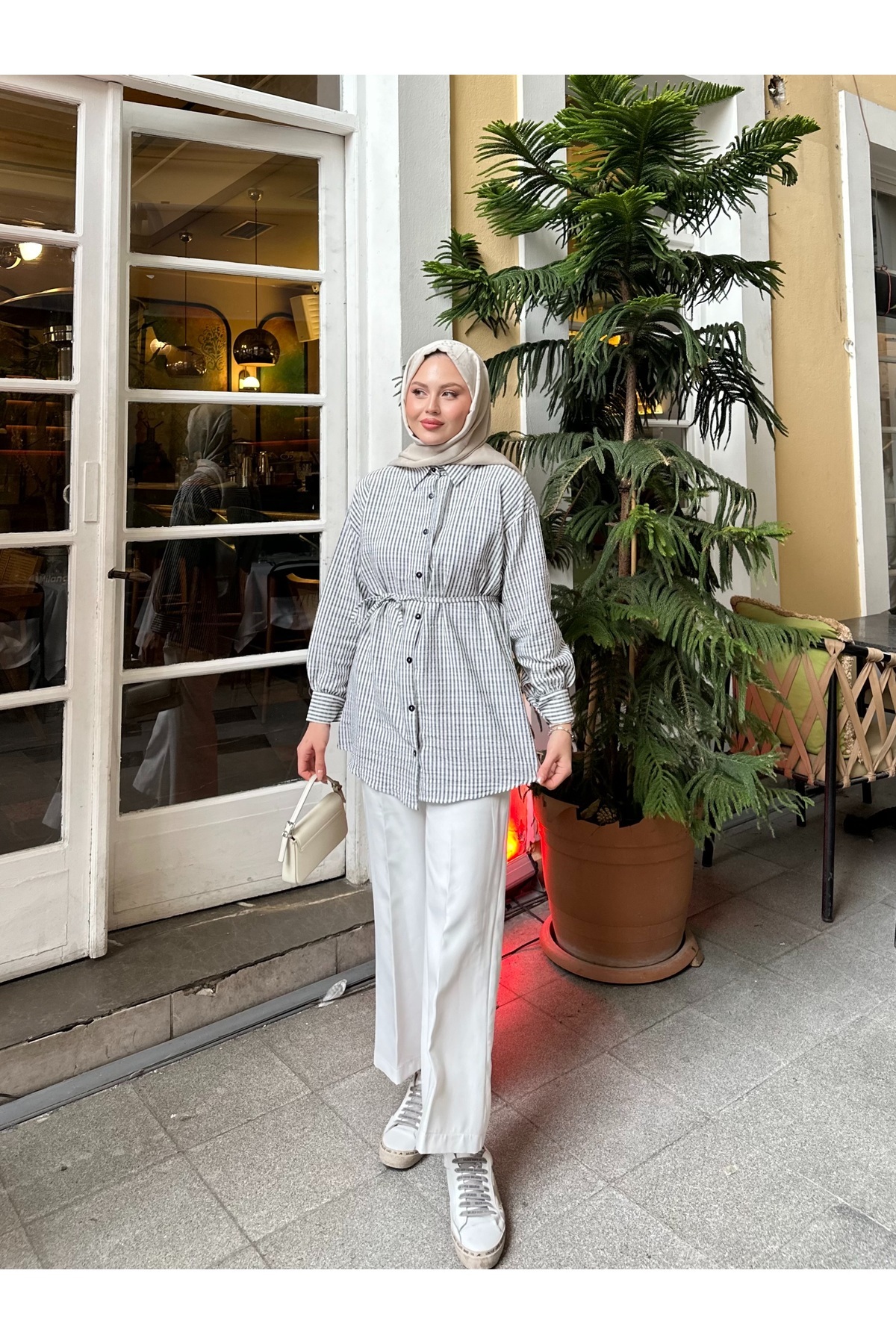 VOLT CLOTHİNG-Gestreiftes Damenhemd mit Taillenband 2