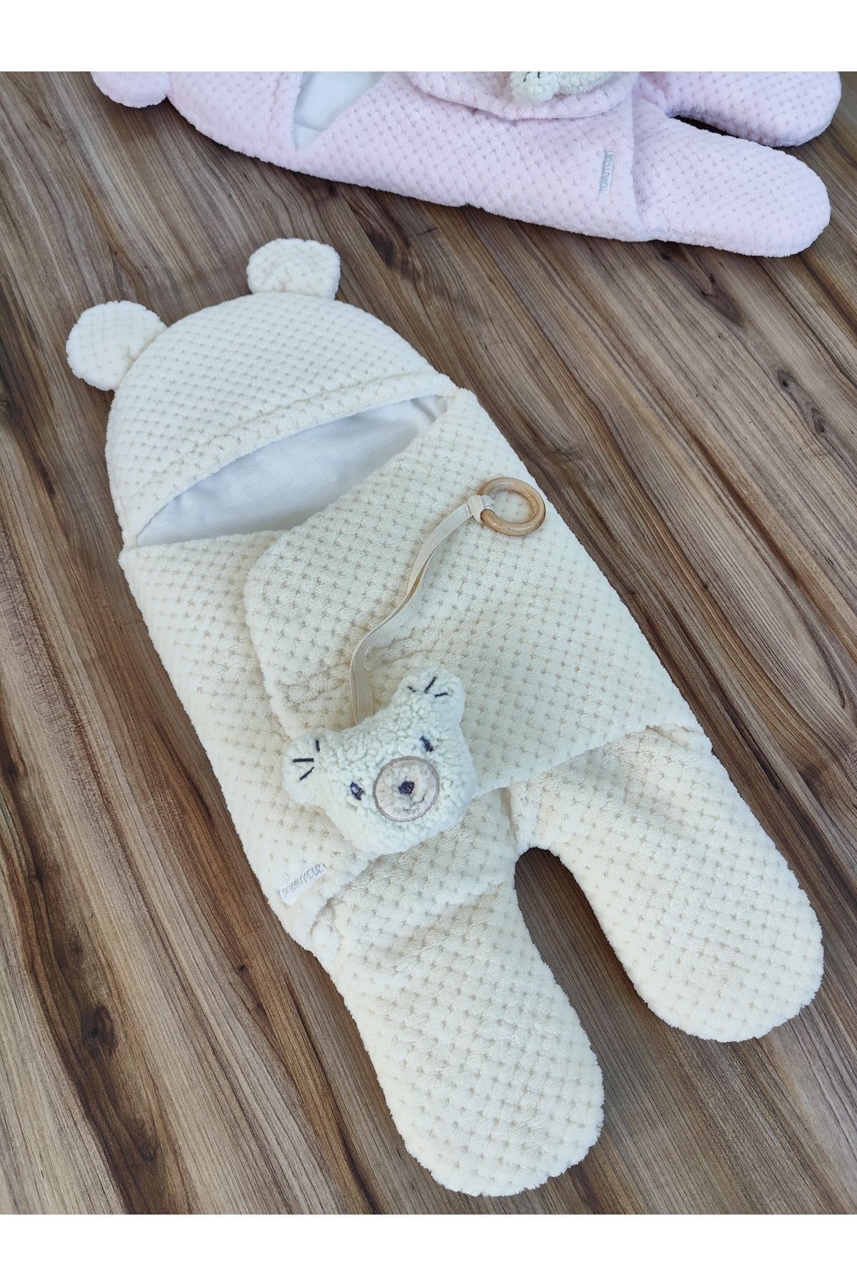 Tomuycuk %100 Pamuklu Ekstra Yumuşak Kışlık Bebek Battaniyesi Kundağı Oyuncaklı Ayıcık Kulaklı Uyku Tulumu fotoğrafı 4 (önizleme)