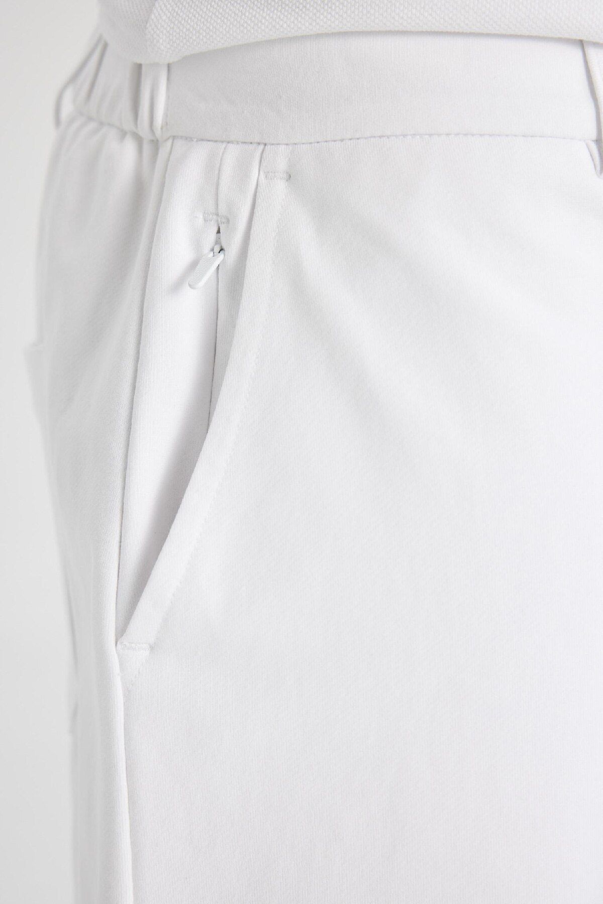 DeFacto-DeFactoFit Sportshorts mit kurzem Bein und Standardpassform B1170AX24SP 8