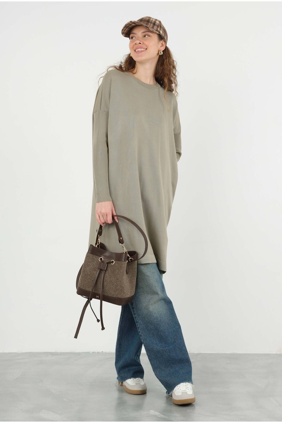 HEQA-Knitwear Mink with Side Slits 5
