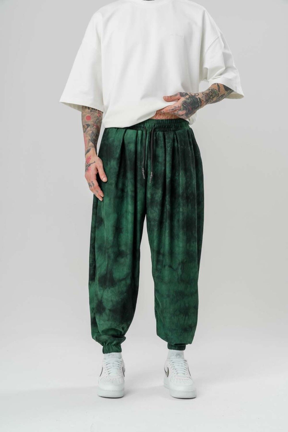 complete the look image