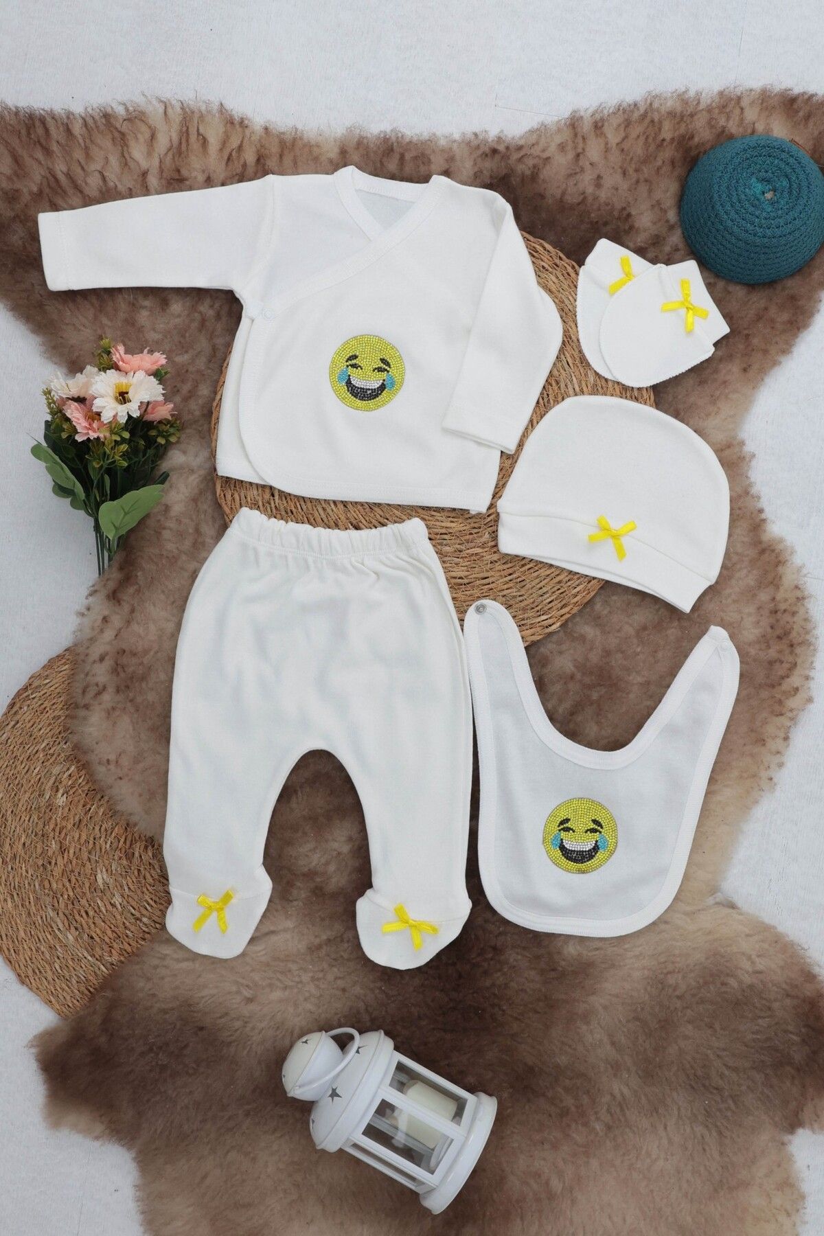 KAMELYA DESİGN Sema Baby 5 Parça Gülen Surat Hastane Çıkışı Zıbın Seti 0-3 Ay