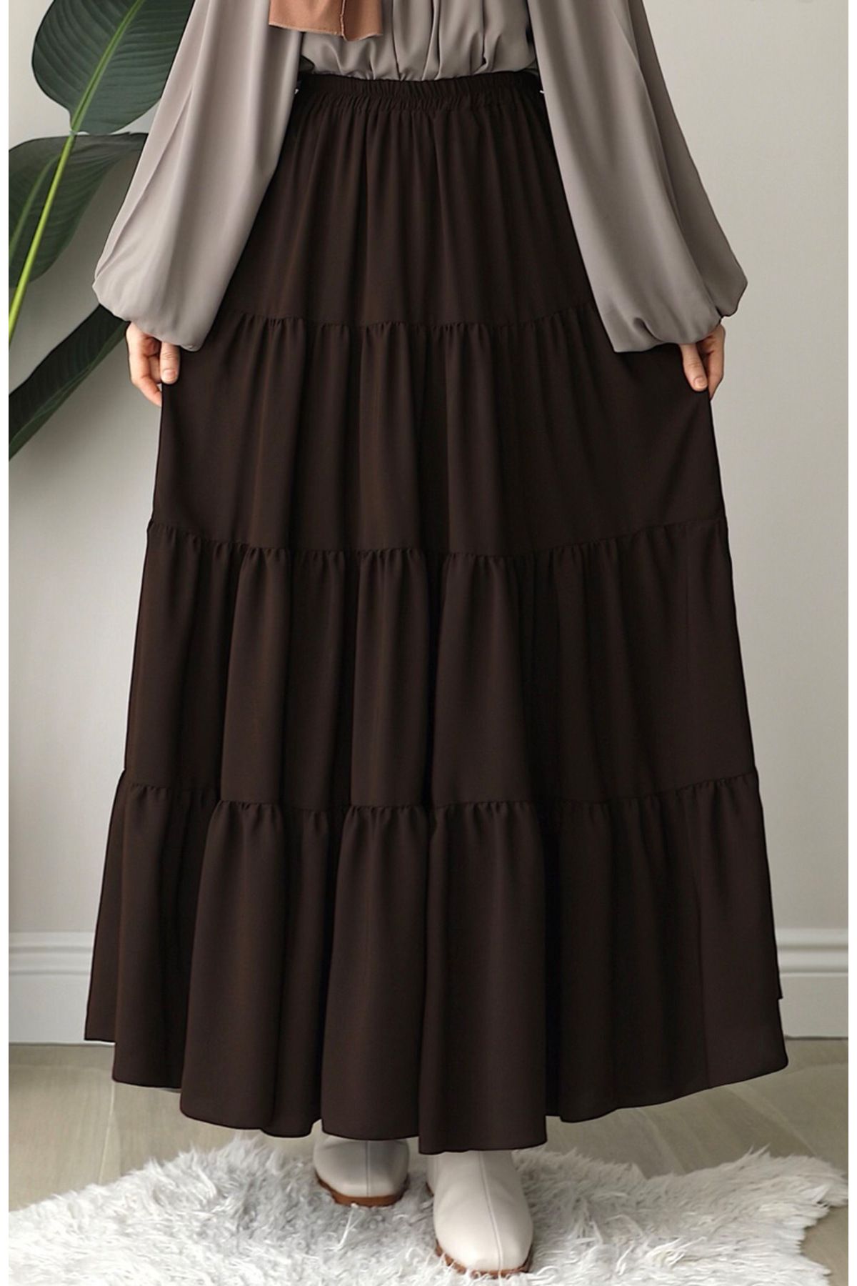 suhneva-Frilly Skirt Dark Brown 1
