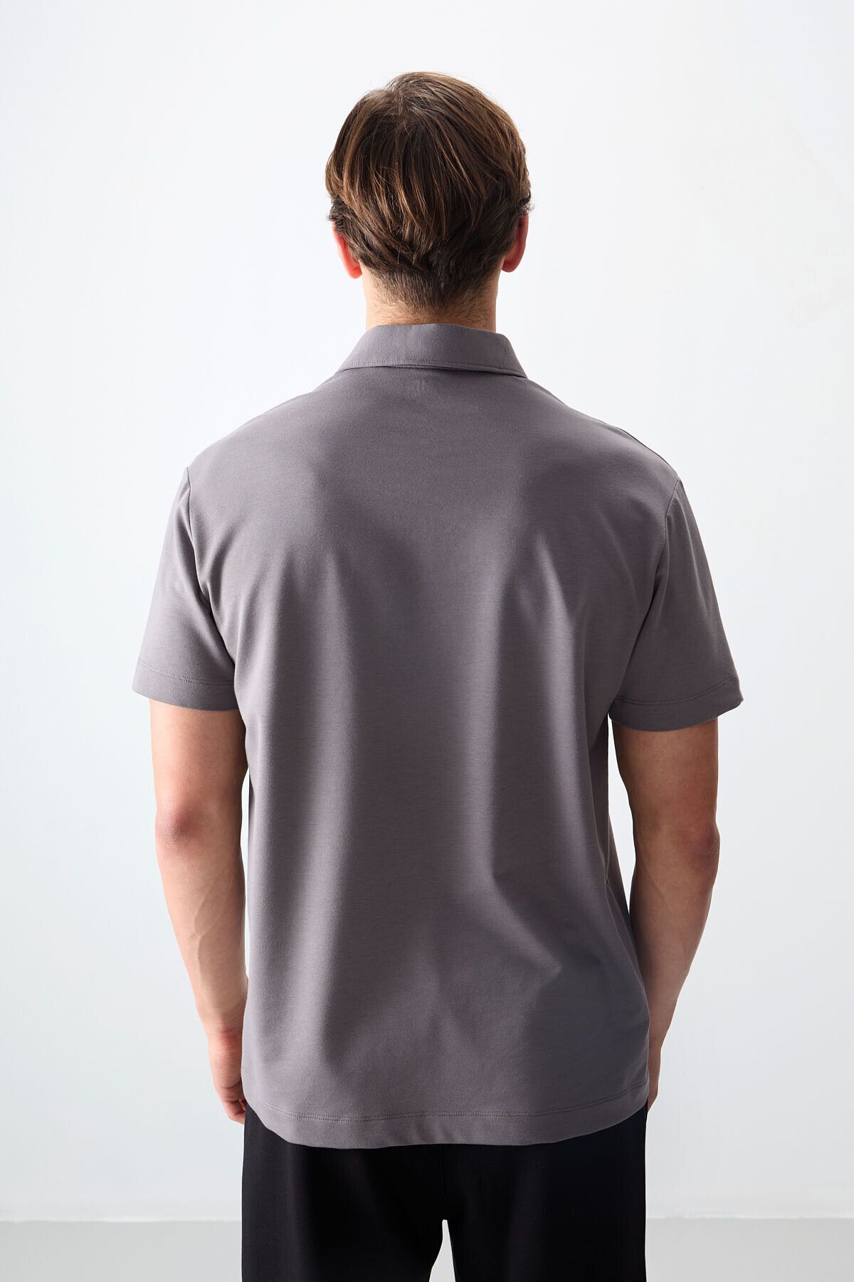 تی شرت مردانه پنبه خاکستری تیره یقه چوگان نرم و ضخیم با مشرف به اساسی T SHIRT 88381 Air Jones
