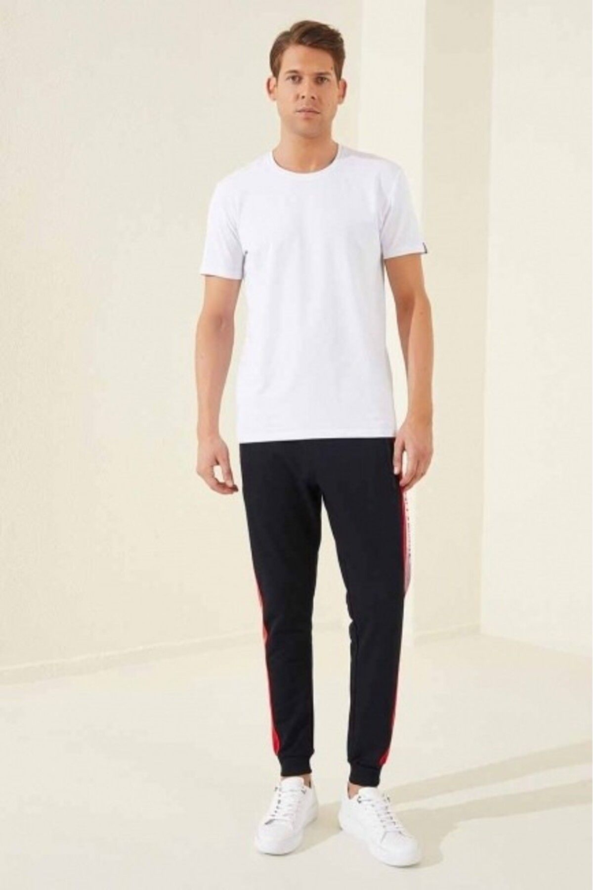 TOMMY LIFE-Navy Blue - Red Zipper Pocket Printed Standard Mold Jogger Men's Tracksuit Bottom - 84657 5