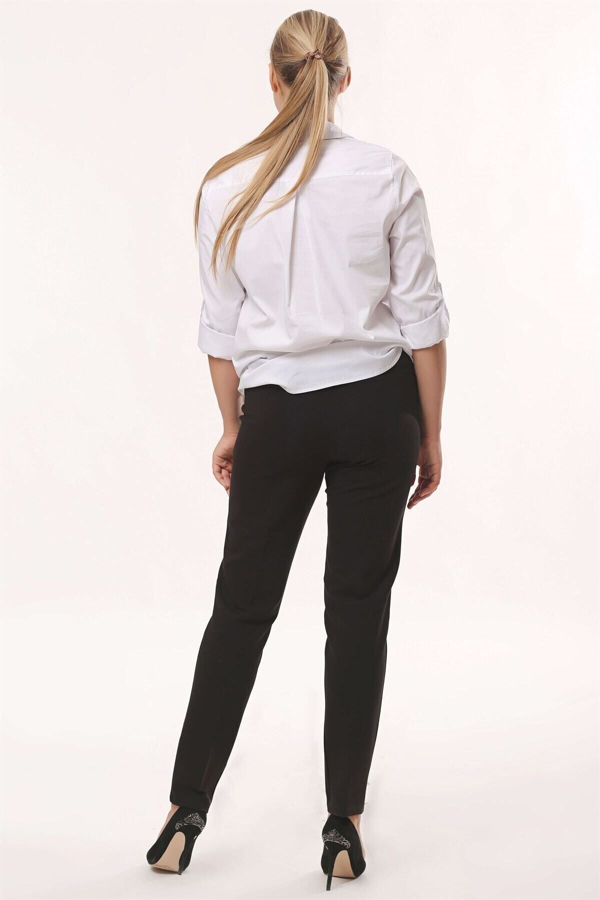 SERTUĞ-Black Trousers with Elastic Waist and Back Corsage 6