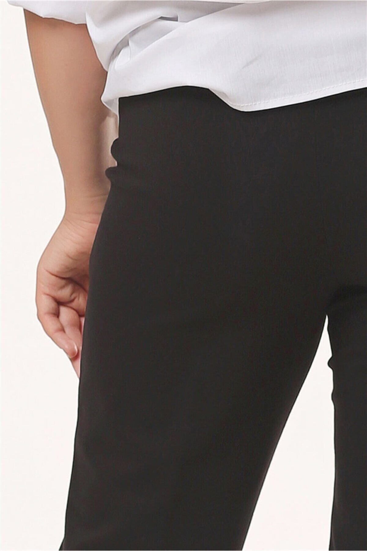 SERTUĞ-Black Trousers with Elastic Waist and Back Corsage 3