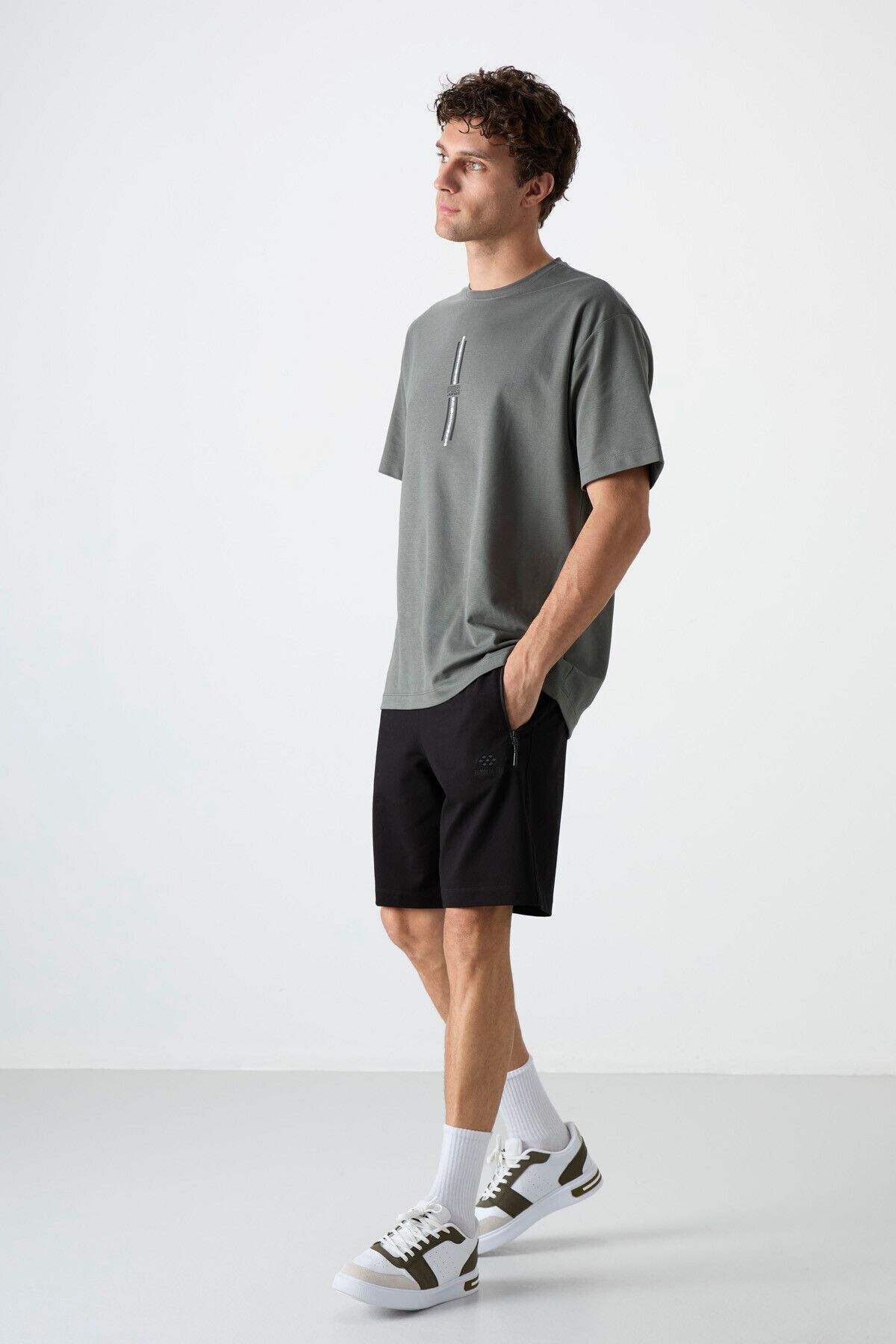 TOMMY LIFE-Black Hidden Zipper Back Pocket Lace-Up Standard Fit Men's Shorts - 81136 2