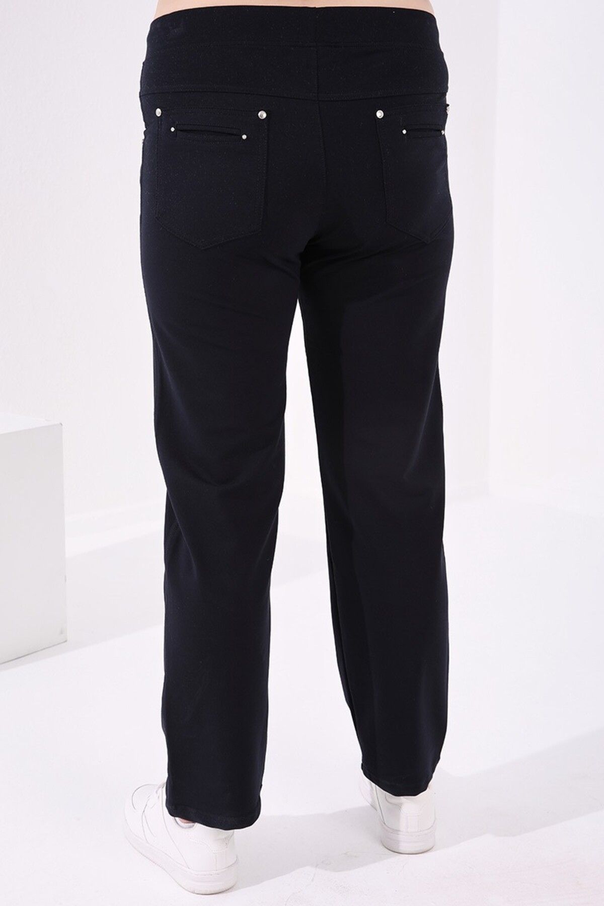 TOMMY LIFE-LargE SizE Navy BluE StonE DETailEd SwEatpants - 94040 6