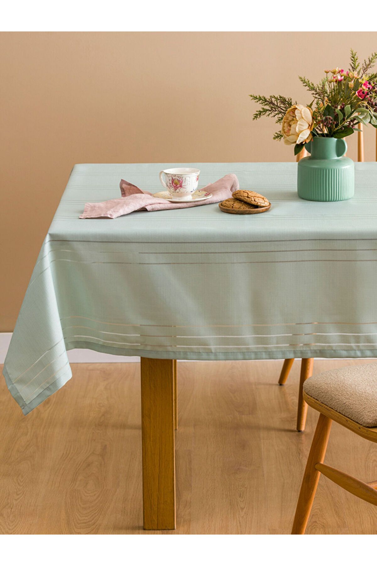 LC Waikiki-Lcw Line Embroidered Table Cloth 150X220 cm 2