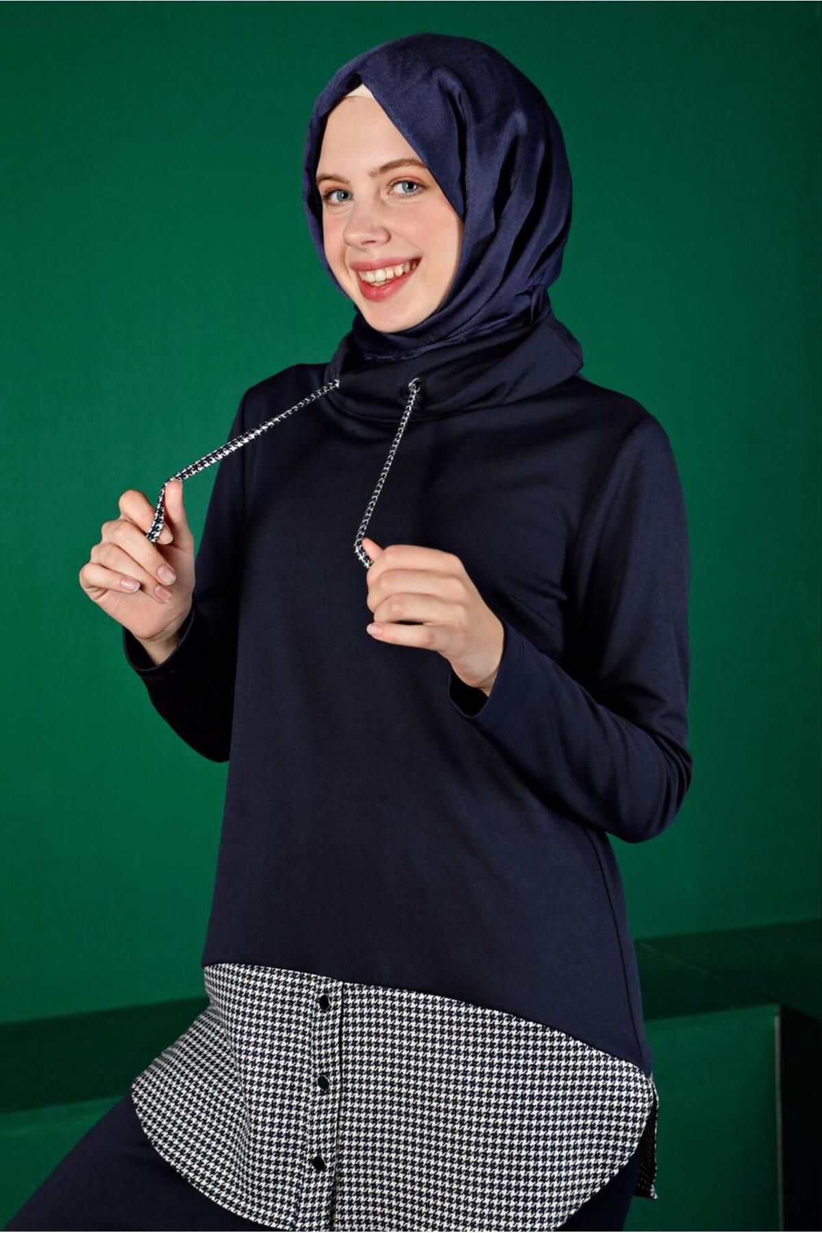 کت و شلوار دامن دو نفره تکه تکه 43413 Alvina