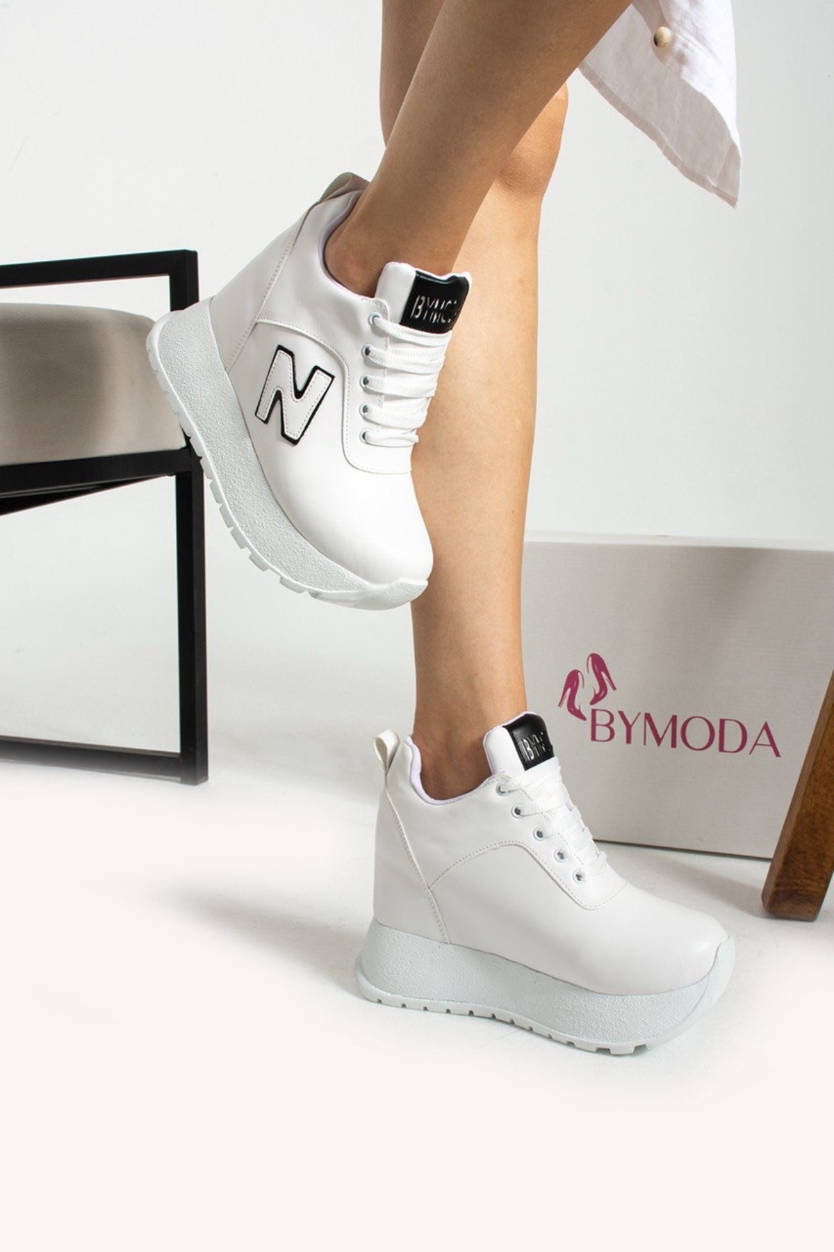 Bymoda Yeni Sezon Beyaz Gizli Dolgu Topuklu Spor Ayakkabı Topuk Yüksekliği Toplam 10 CM görsel 4