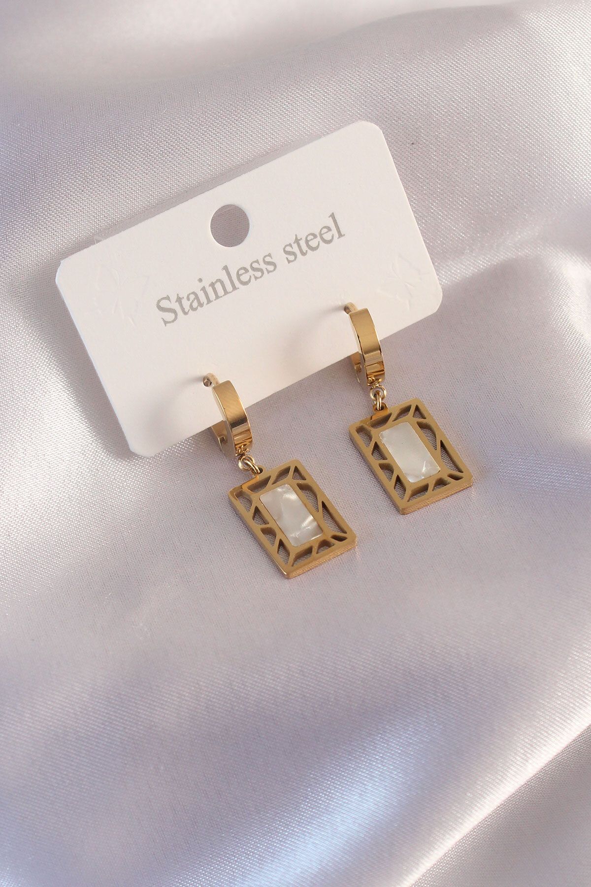 BZK ACCESSORİES Çelik Gold Renk Kare Kadın Küpe