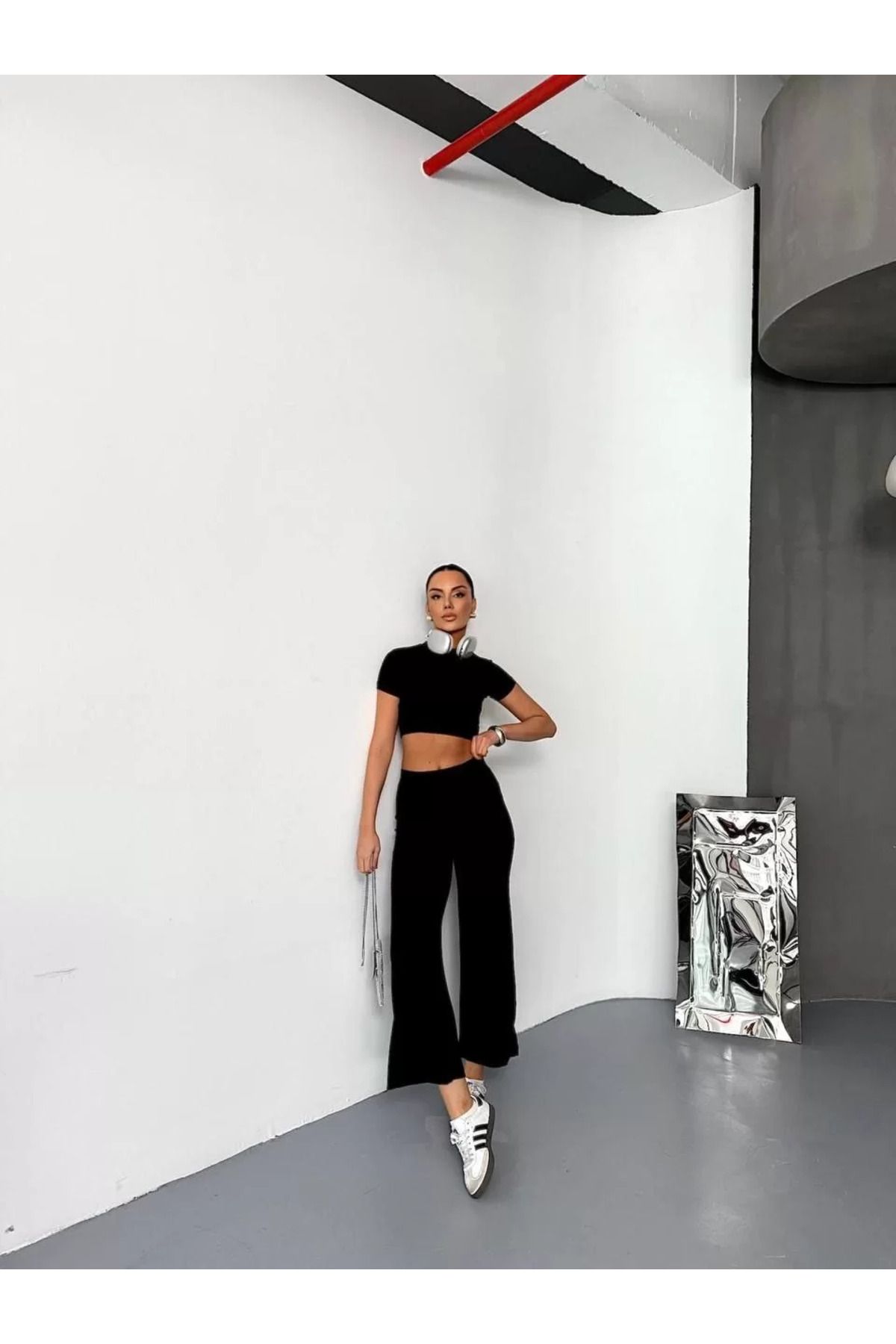 SA Alişveriş Dünyam Osy Modal Yumuşak Dokulu Kumaş Kısa Kollu Crop Alt ispanyol Paça Pantalon ikili Takım - Siyah