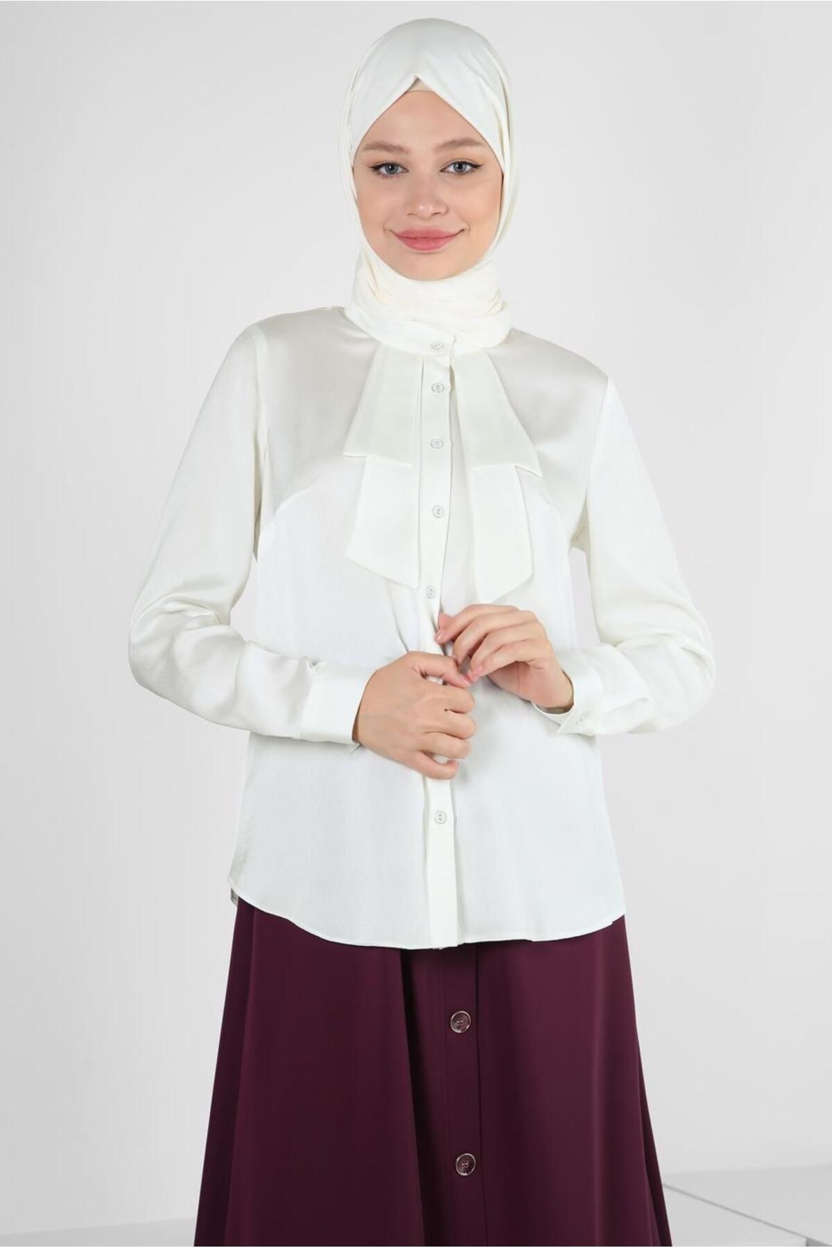 بلوز ساتن دکمه دار 43867 Alvina