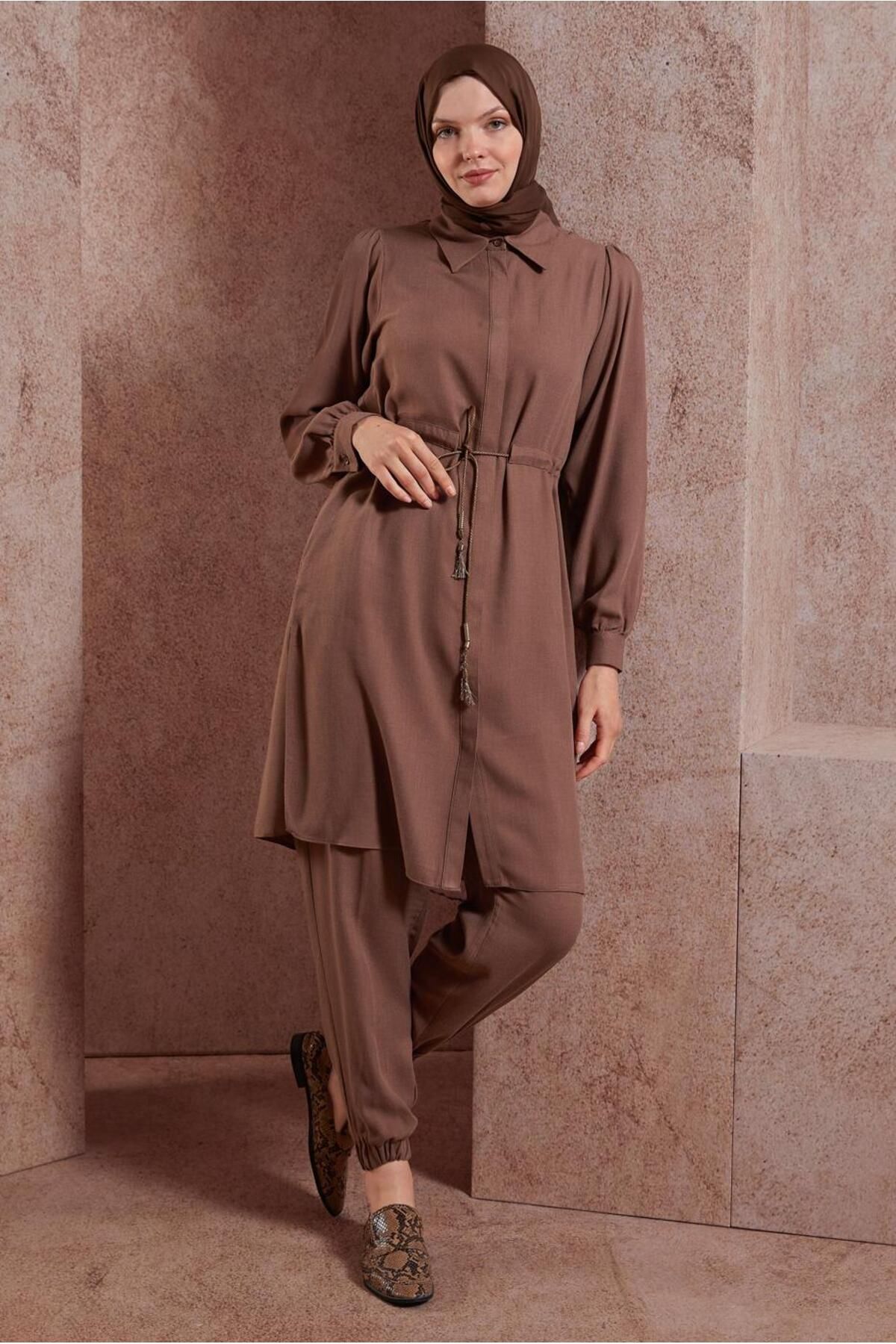 کت و شلوار کمری بنددار با شلوار 44414 Alvina