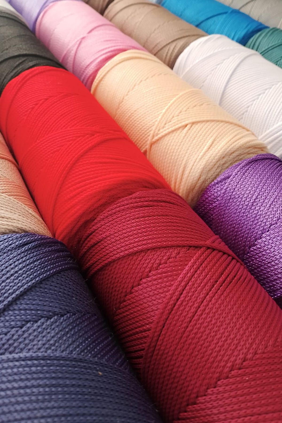 2 Mm - 200 gr Polyester Açık Bej Makrome Ipi Polyester Makrome Ip Supla Ip Ve Çanta Ipliği - 4