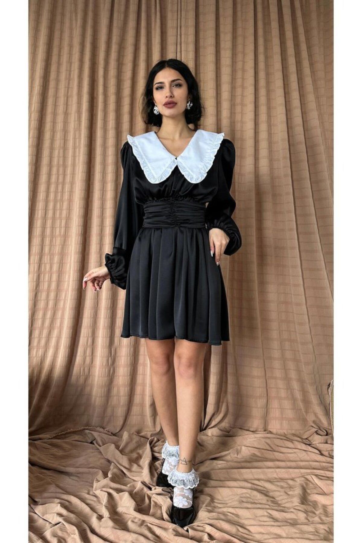 ASFSTORE Siyah Bebe Yakalı Elbise