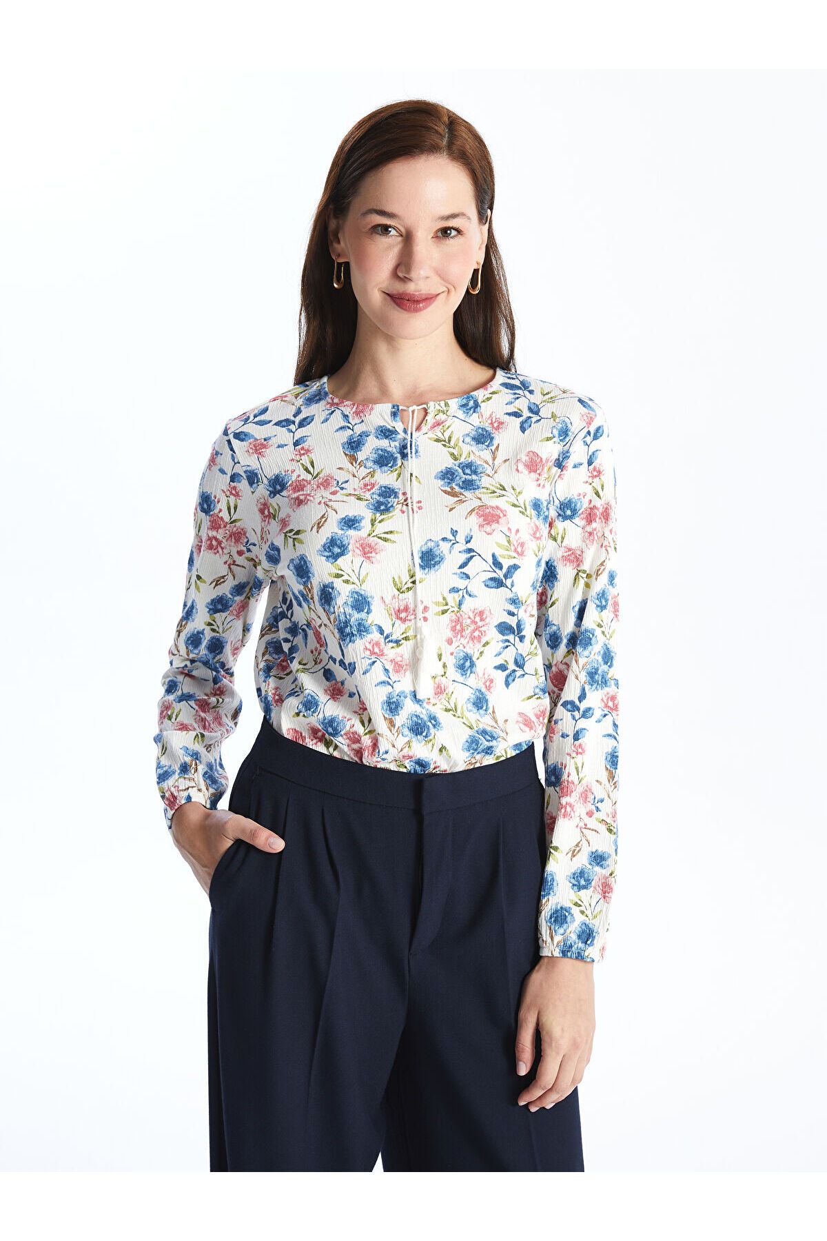 LC Waikiki-Tie Collar Patterned Long Sleeve Women's Blouse 3