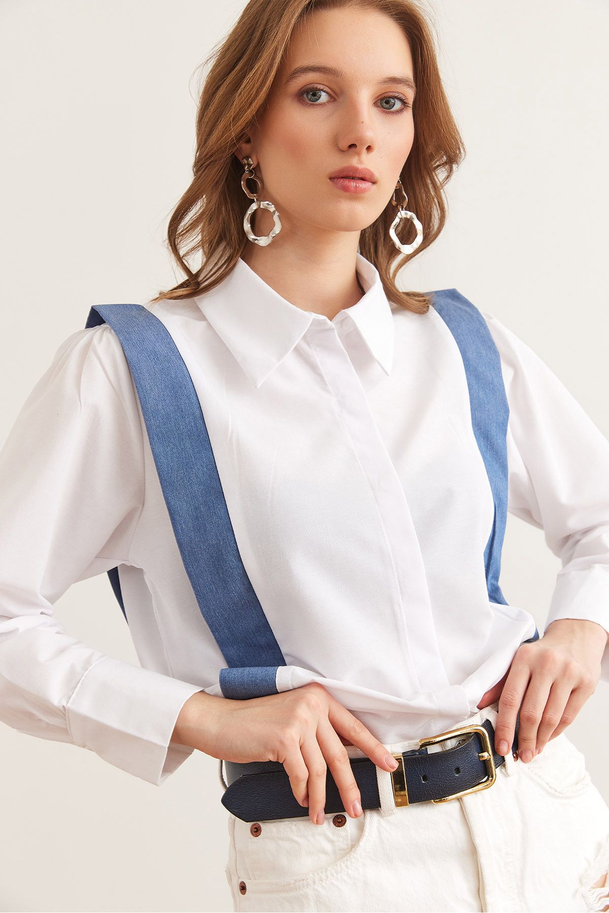 Olalook-Women's White Tensel Garnished Woven Shirt Gml- 19001303 1
