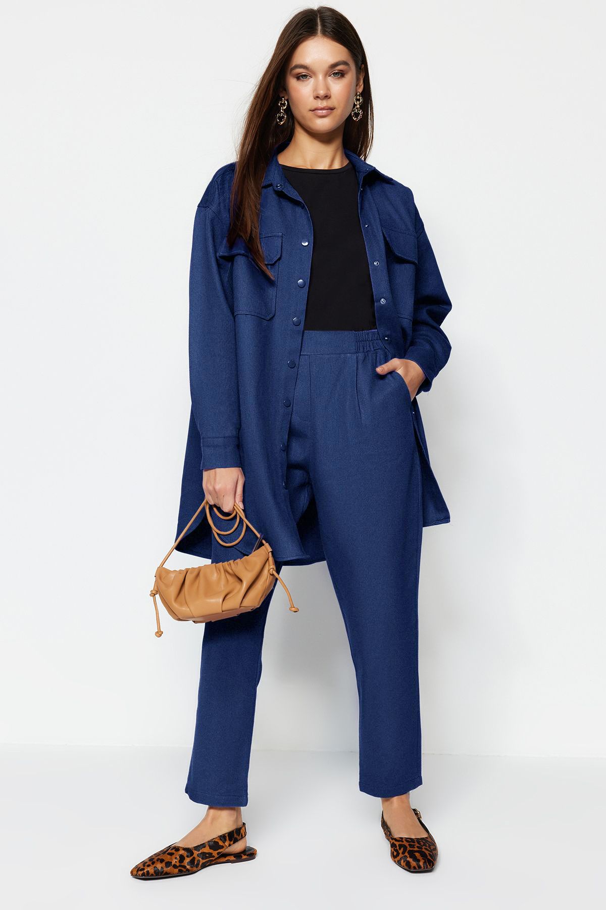 Trendyol Modest Granatowy, Kieszeniowy, Szczegółowy, Zapinany Na Zatrzaski, Koszula-spodnie, Tkany Garnitur Tctaw22us0013 Kobieta - 44