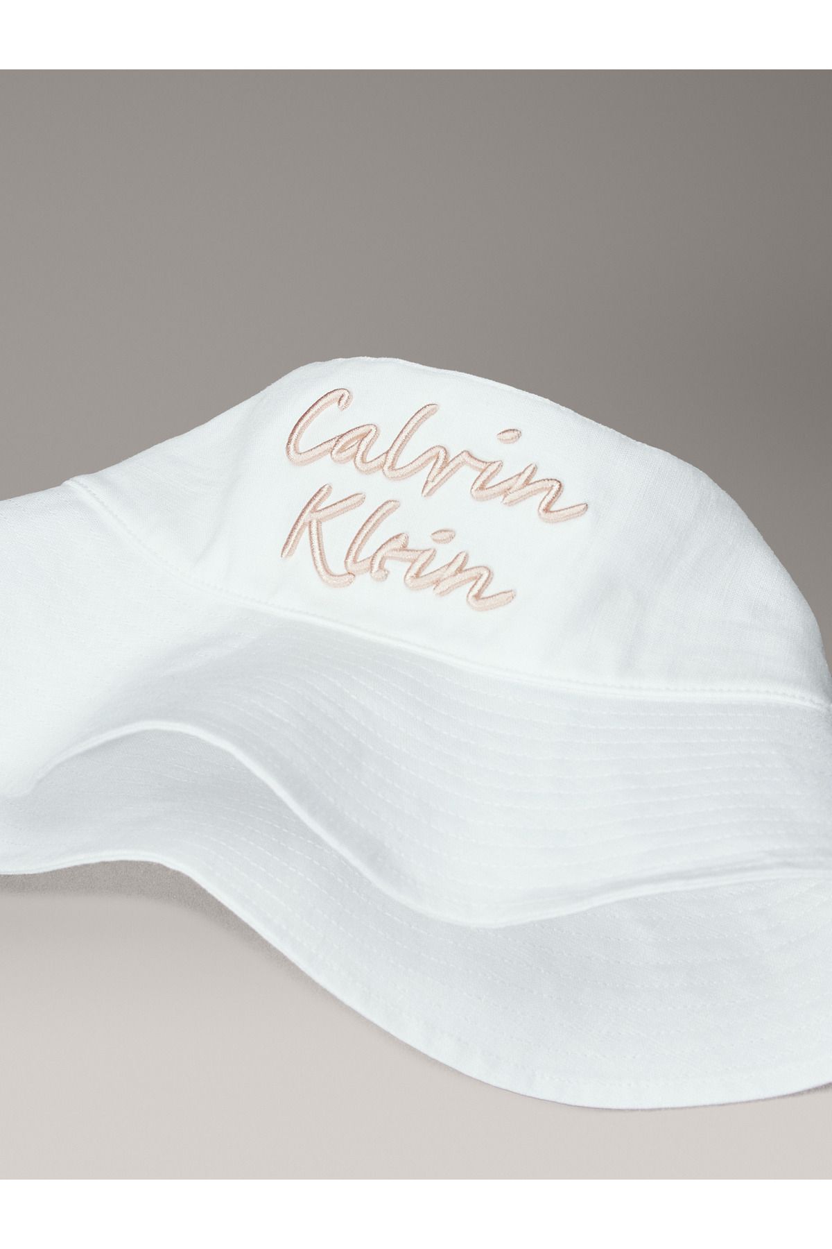 Calvin Klein-Kapelusz z logo Script Bucket 4