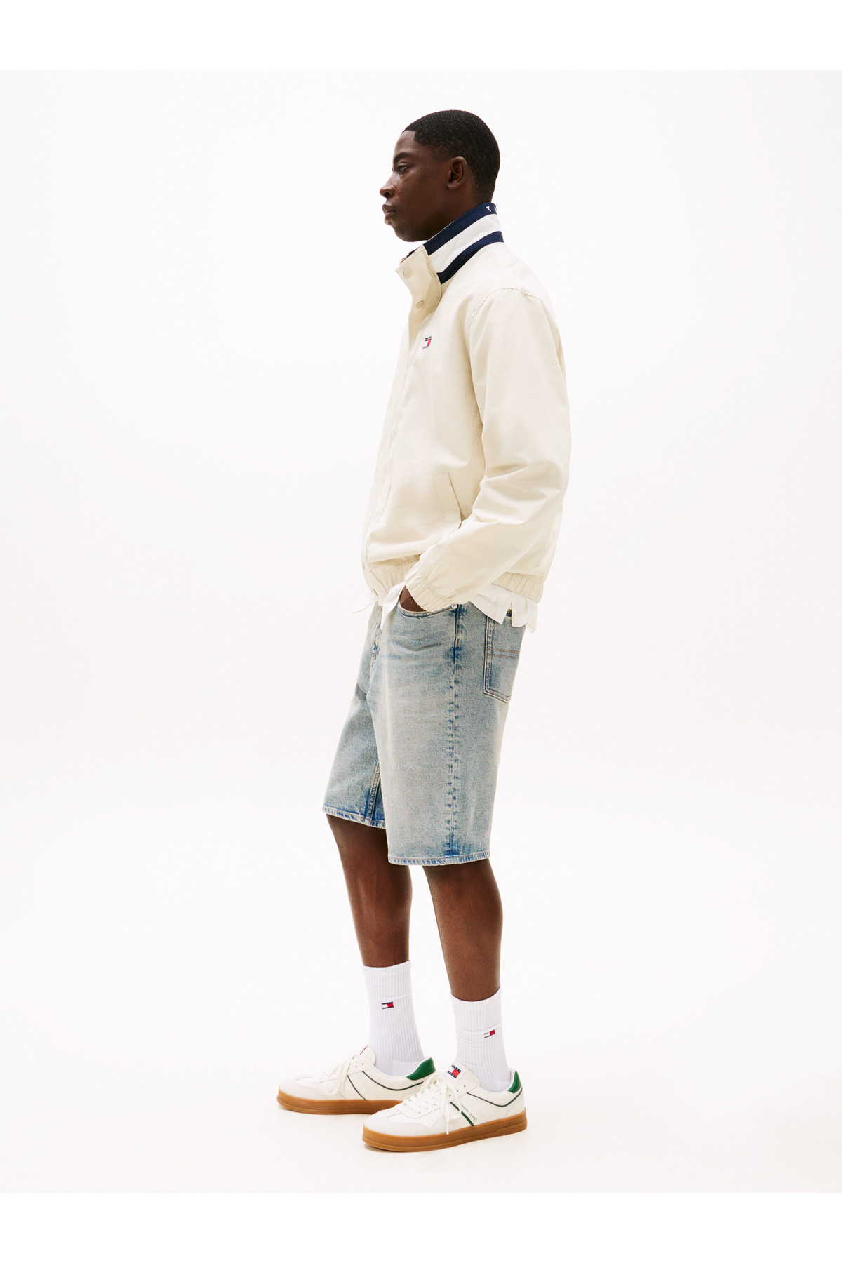 complete the look image