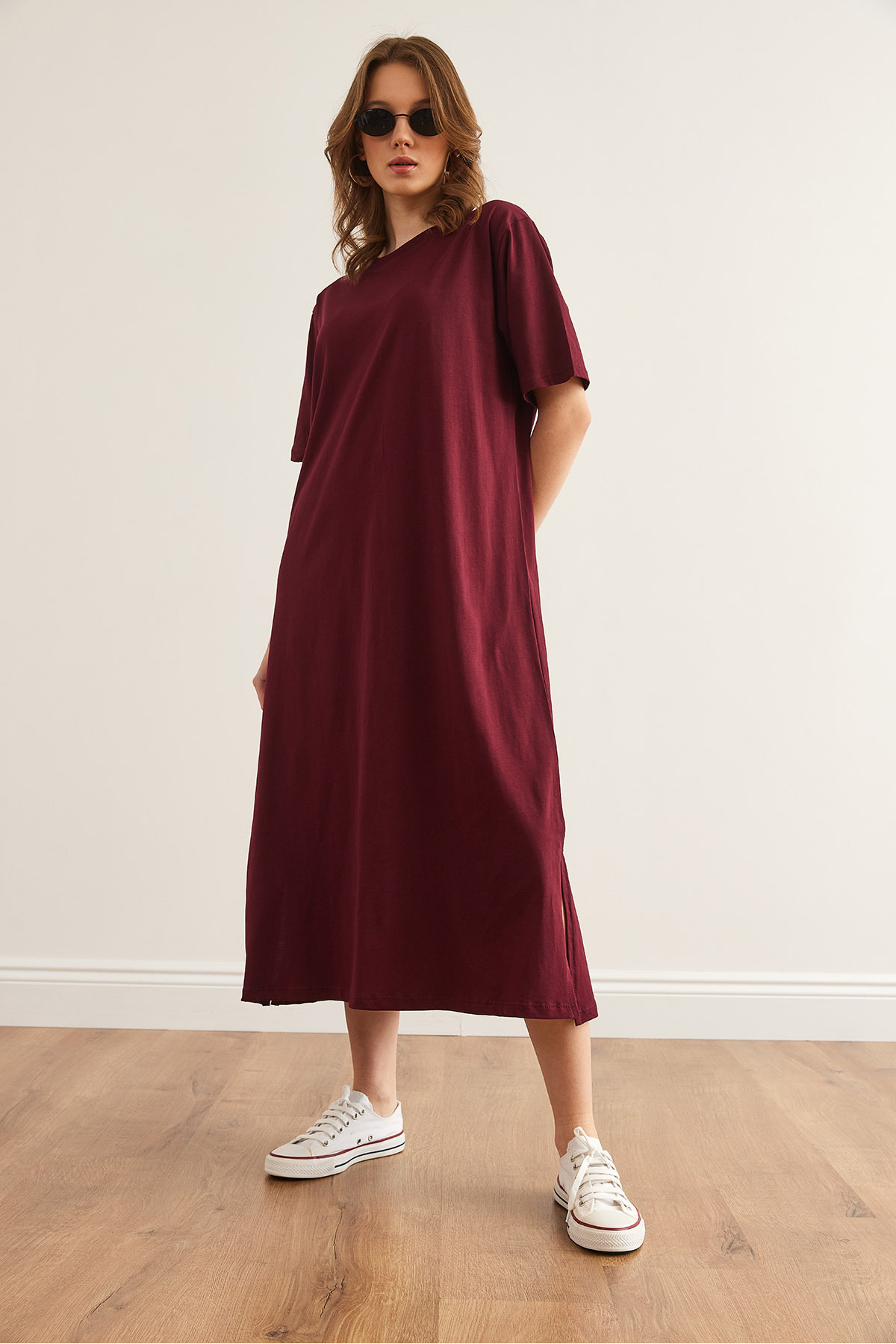 Kadın Bordo Yanı Yırtmaçlı Oversize Pamuk Elbise ELB-19001880