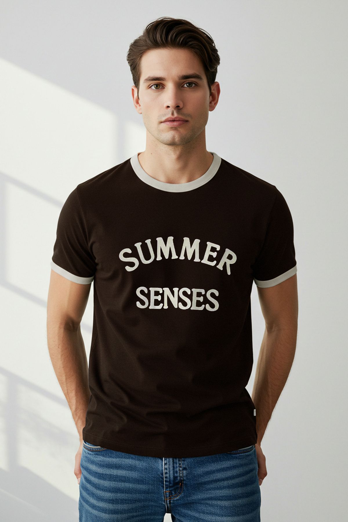 Trendyol Collection T-shirt Z Nadrukiem Z Bawełny O Regularnym Kroju - Detale Rękawów, Brązowy Tmnss25ts00034 Mężczyzna - L