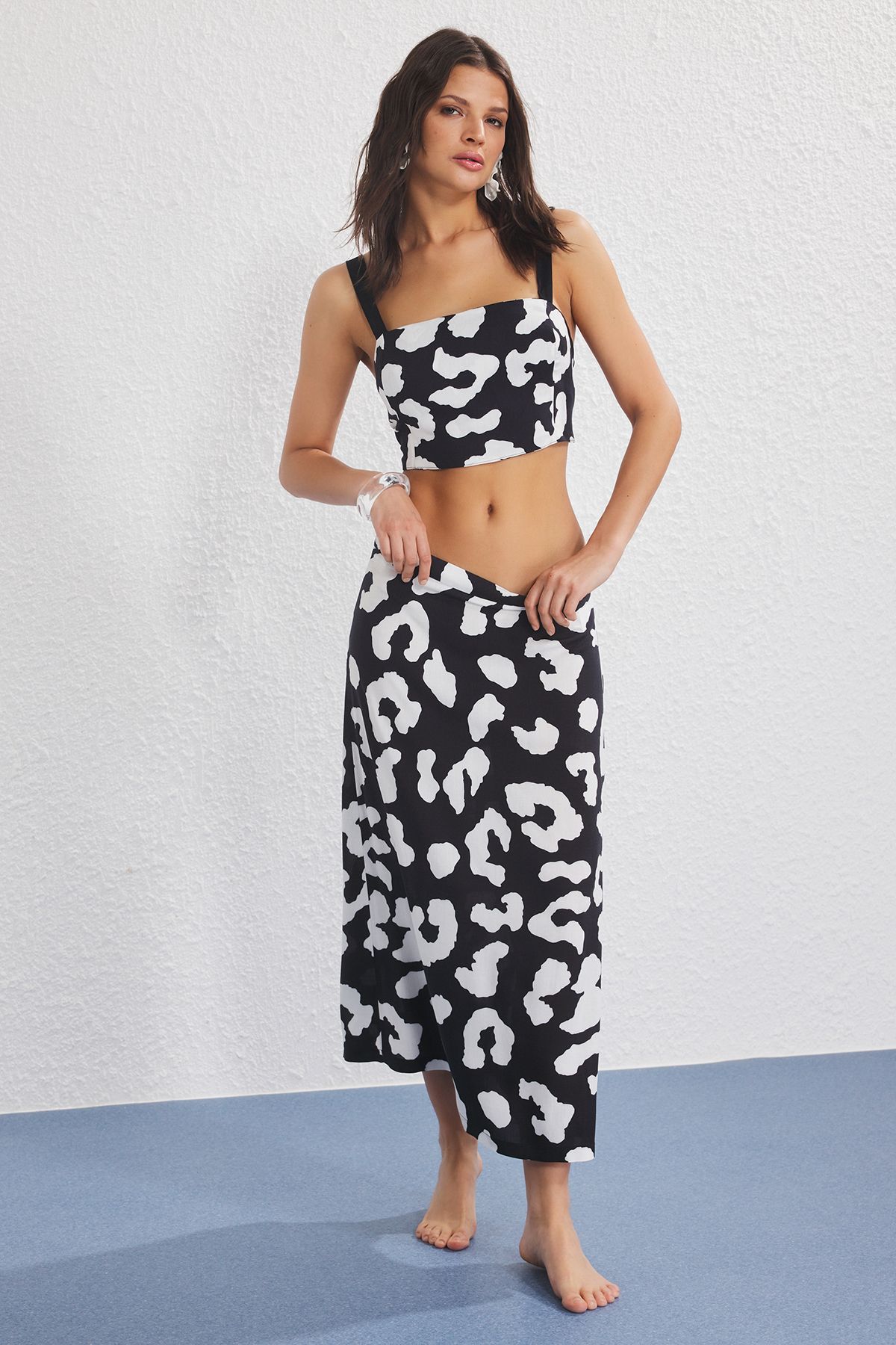 Trendyol Collection Czarny, Wzorzysty, Batikowy, Plażowy Komplet Bluzka-spódnica Kobieta - 38