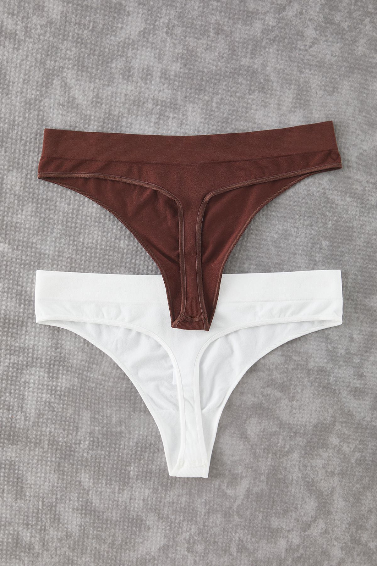 Trendyol Collection-Ecru-Braun 2er-Pack nahtloser/nahtloser Tanga-Strickhöschen THMSS25KU00012 7