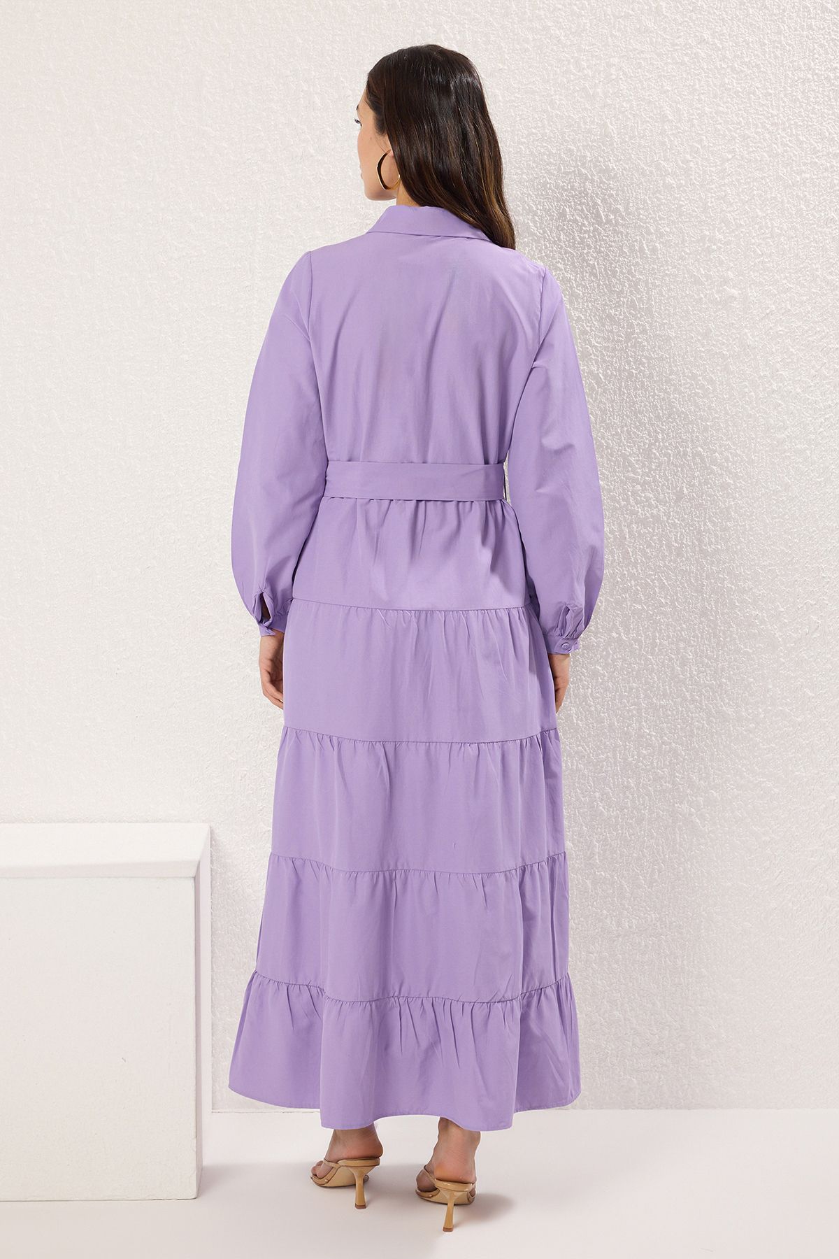 Trendyol Modest-Tkané bavlnené šaty s fialovým pásom TCTSS25EB00112 3