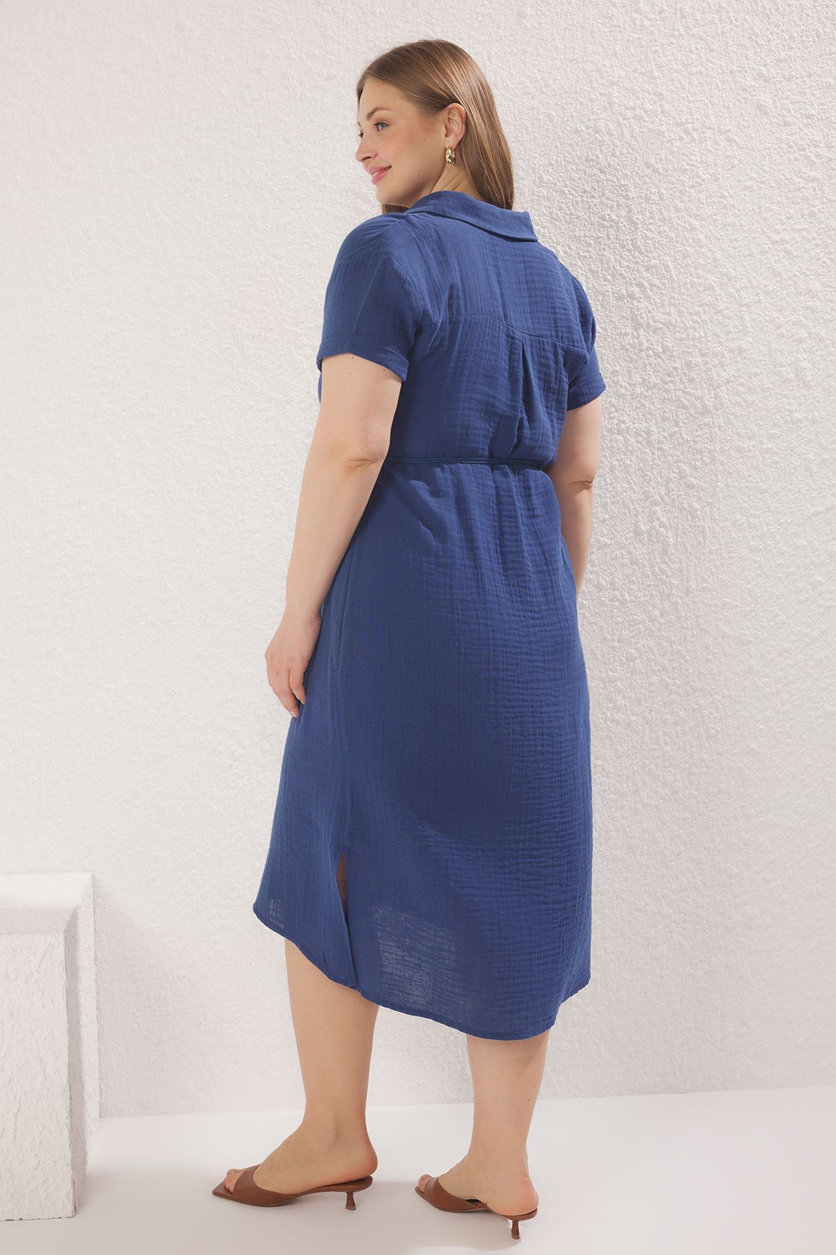 Trendyol Curve-Navy Blue Muslin 100% Cotton Woven Large Size Shirt Dress Tbbss25Ah00171 4