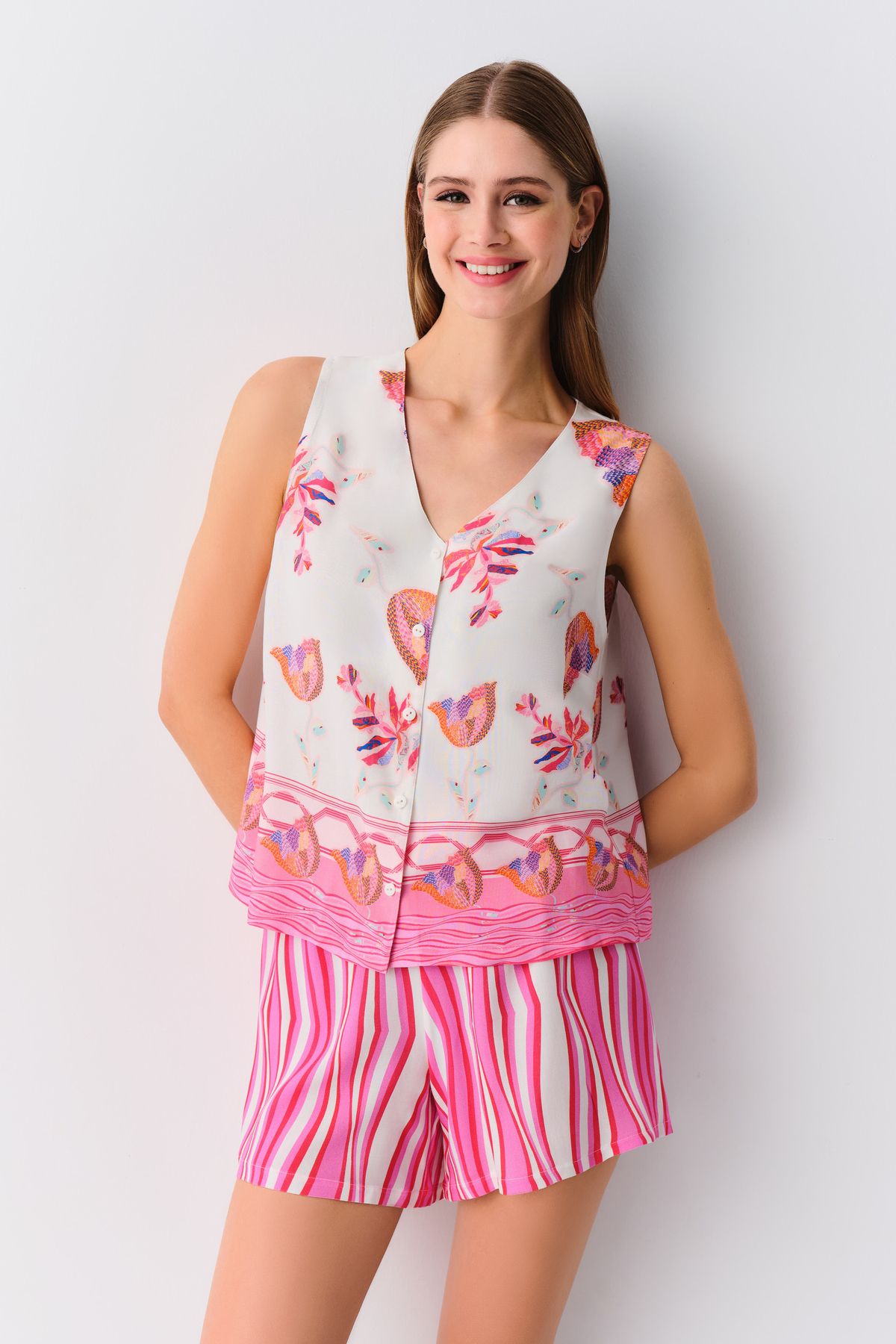SUWEN-Gigi Masculine Shorts Pajama Set 2