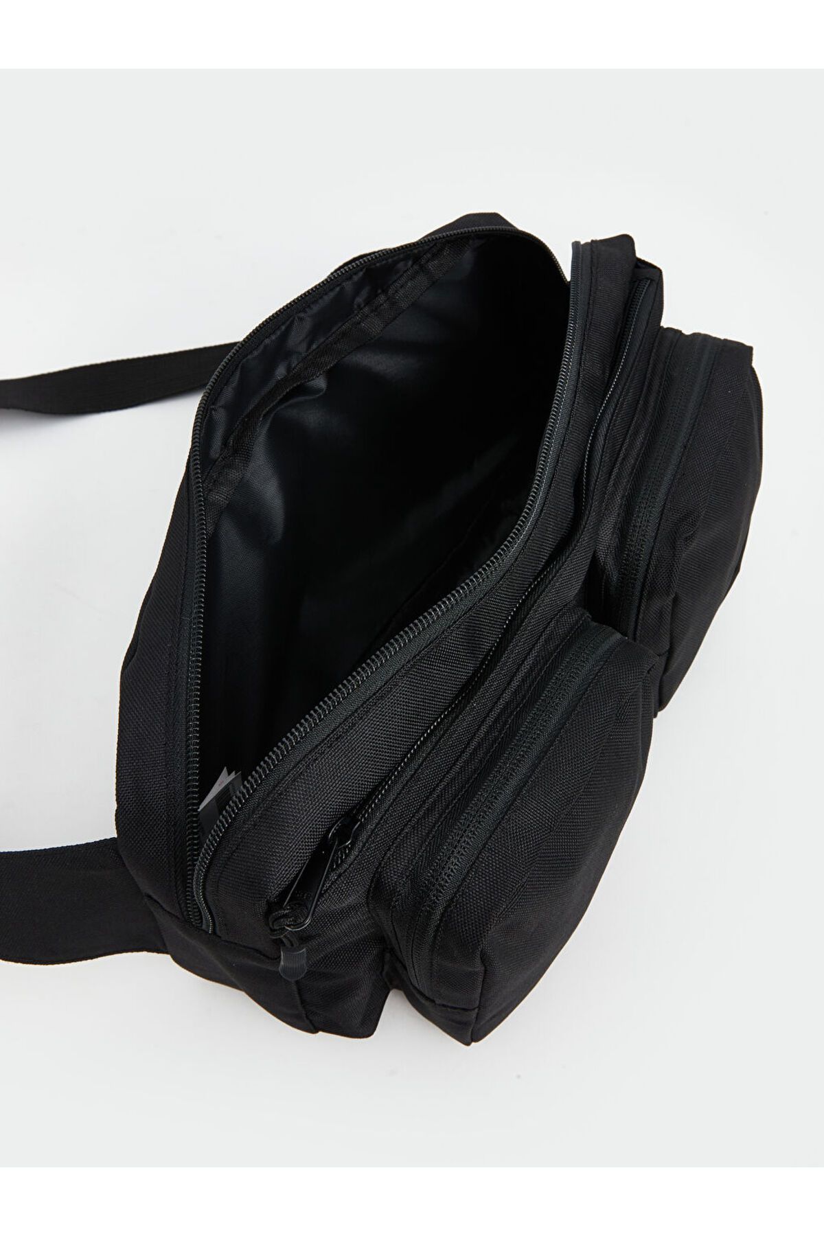 LC Waikiki-Lcw Multi-Compartment Men's Chest Bag 4