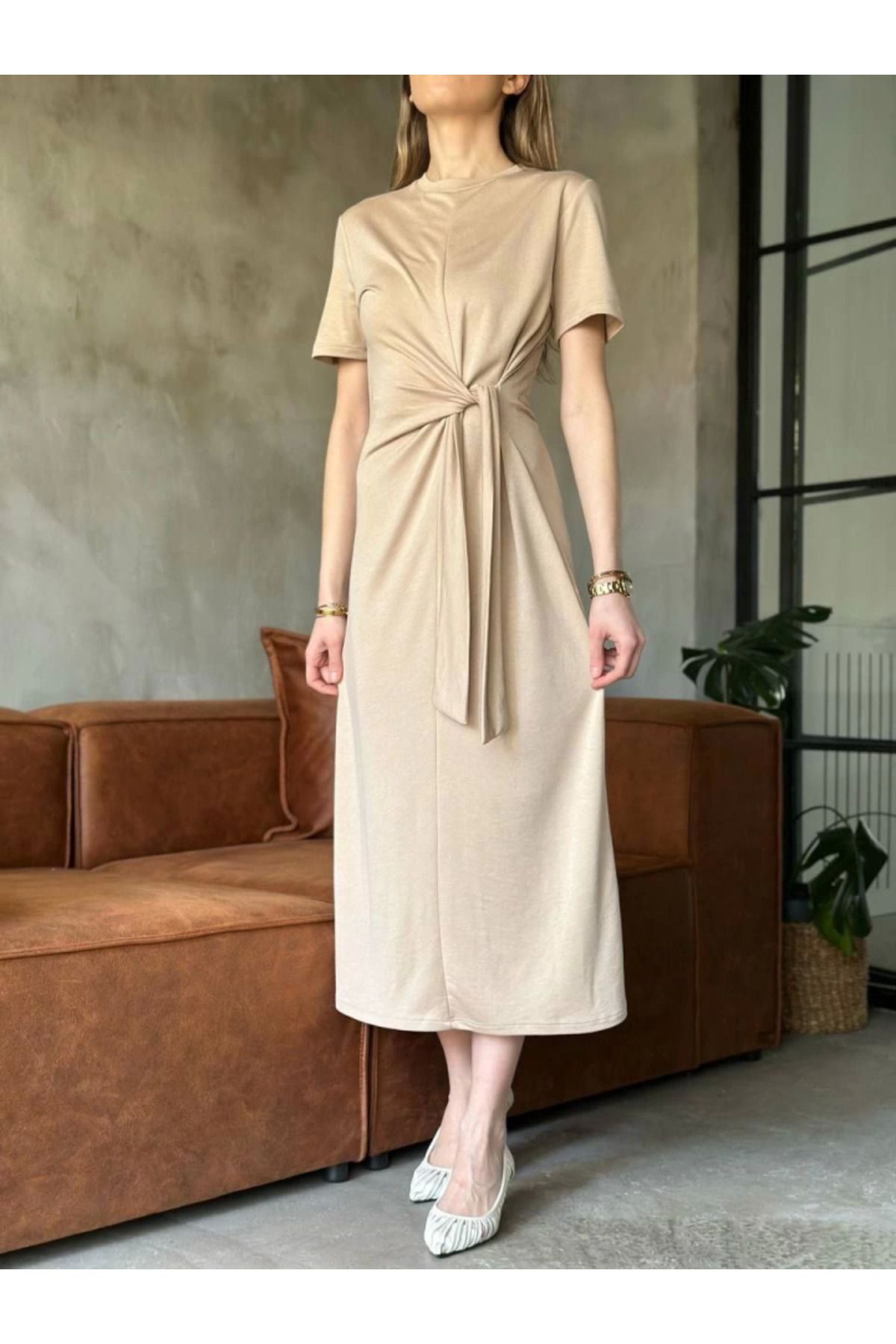 MODA Osy Modal Yumuşak Dokulu Kumaş Yandan Bağlamalı Elbise - Bej