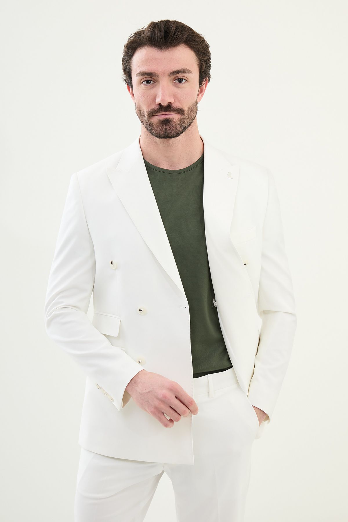 Mcr-Pointed Collar Suit Set 3
