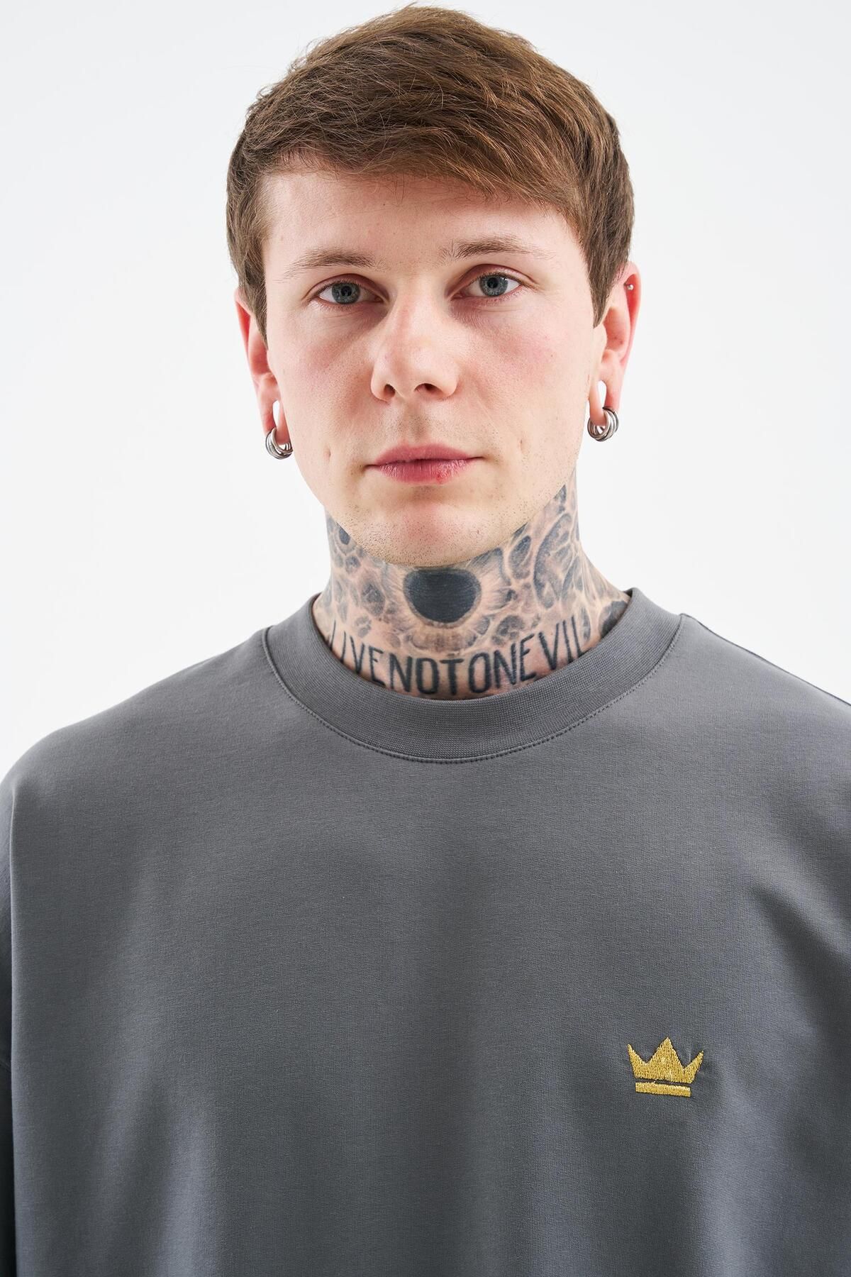 Machinist-Men's Printed and Glitter Embroidered Oversize Smoked T-Shirt 6