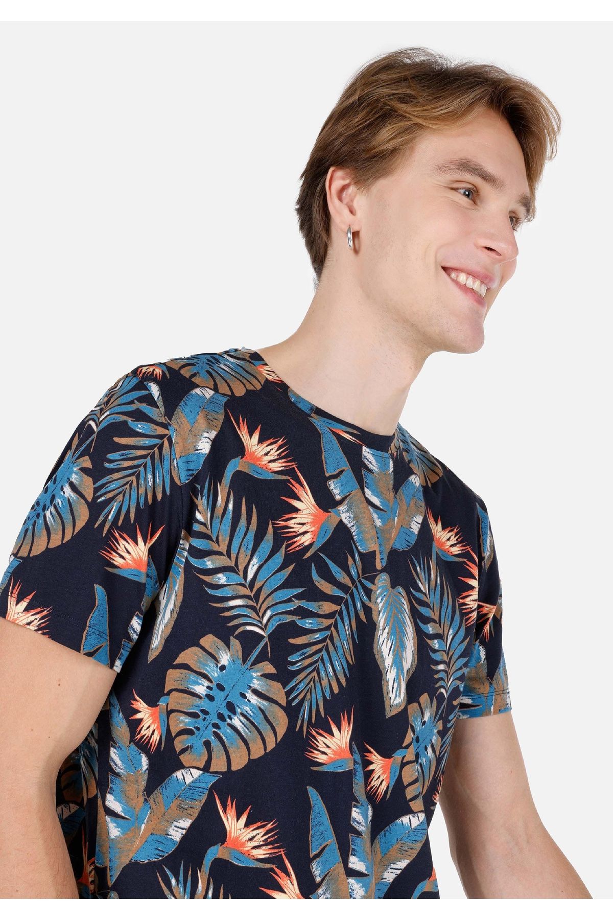 Colin's-Tricou cu mânecă scurtă pentru bărbați, cu decolteu rotund, cu croială normală 4