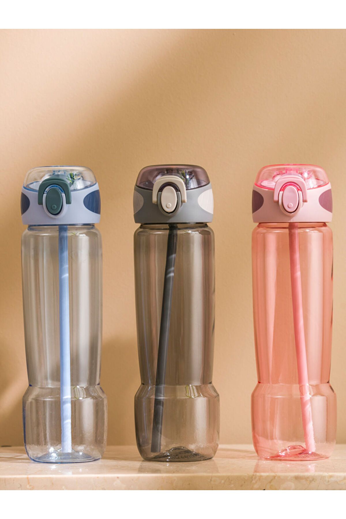 LC Waikiki Karişik Baskılı Pipetli Suluk 630 ml