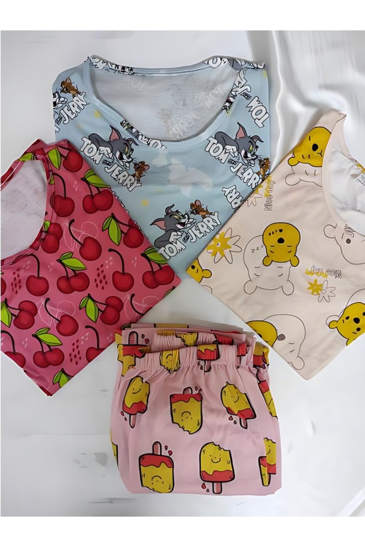 PEMBİŞ HOMEWEAR 4 LÜ SET KOD EK00018