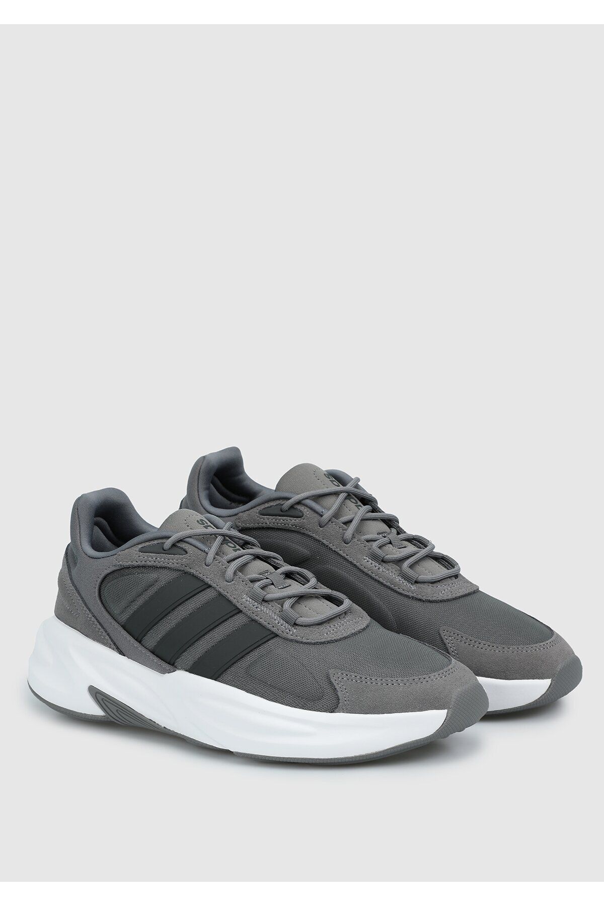 اسنیکر خاکستری مردانه كفش كتانى دويدن مدل ozelle آدیداس adidas