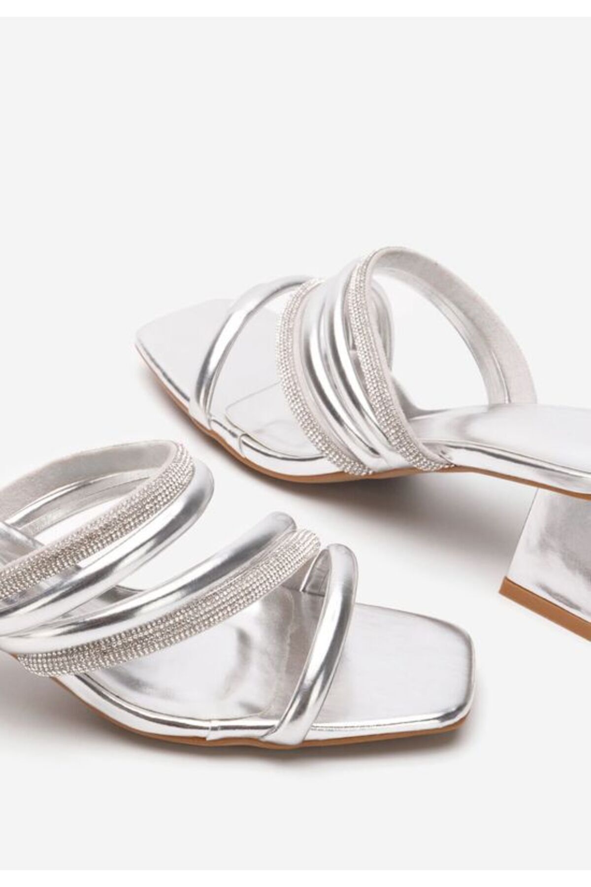 B T Shoes-Elegant women's slippers Britni silver 5