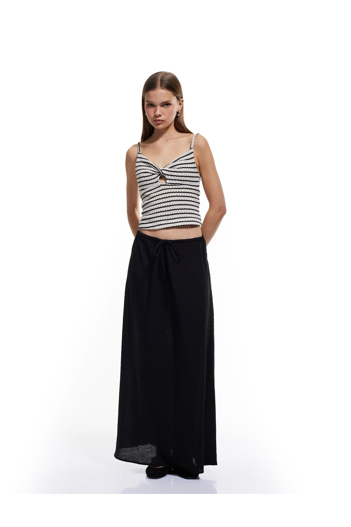 complete the look image