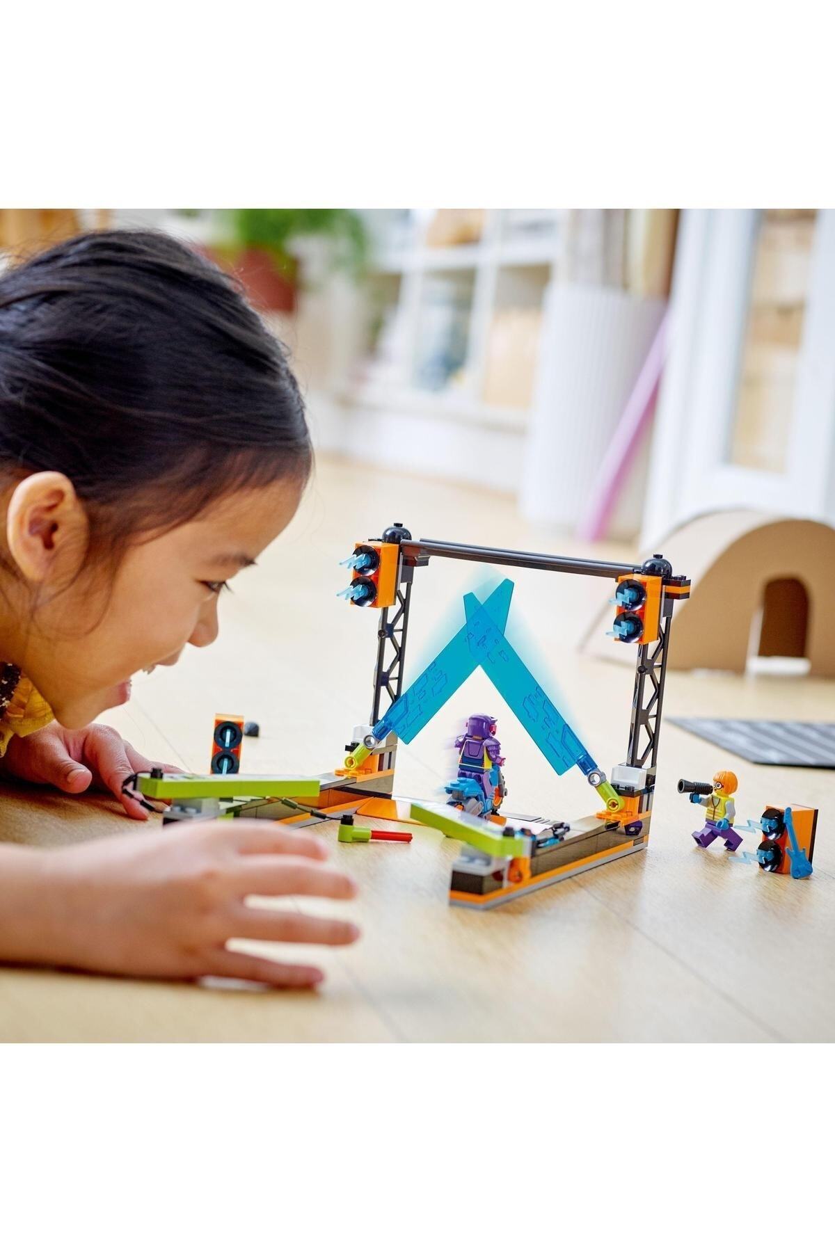 ® City Sword Show Competition 60340 – ست ساختنی اسباببازی (۱۵۴ قطعه)