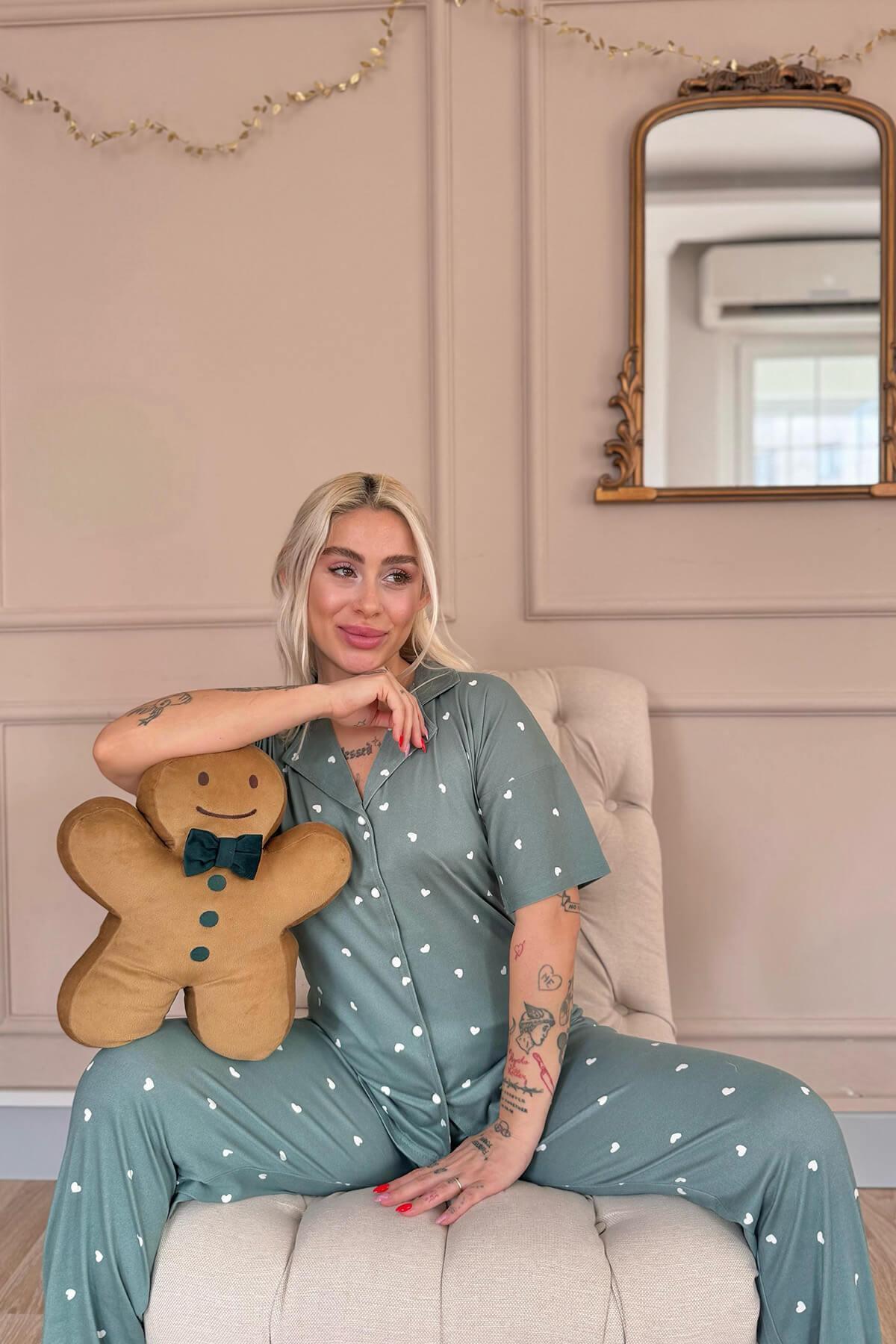 Yeşil Heart Desenli Bambu Önden Düğmeli Kısa Kol Pijama Takımı 4