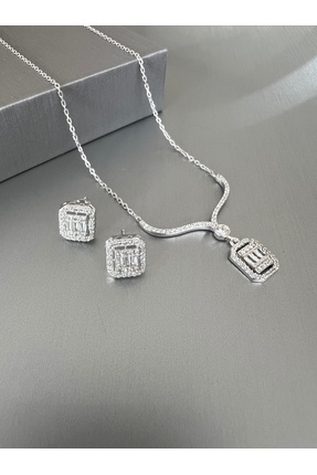 Zeta Jewel Çoklu Baget Taşlı 925 Ayar Gümüş Kolye Küpe Set - Pırlanta Model-S...